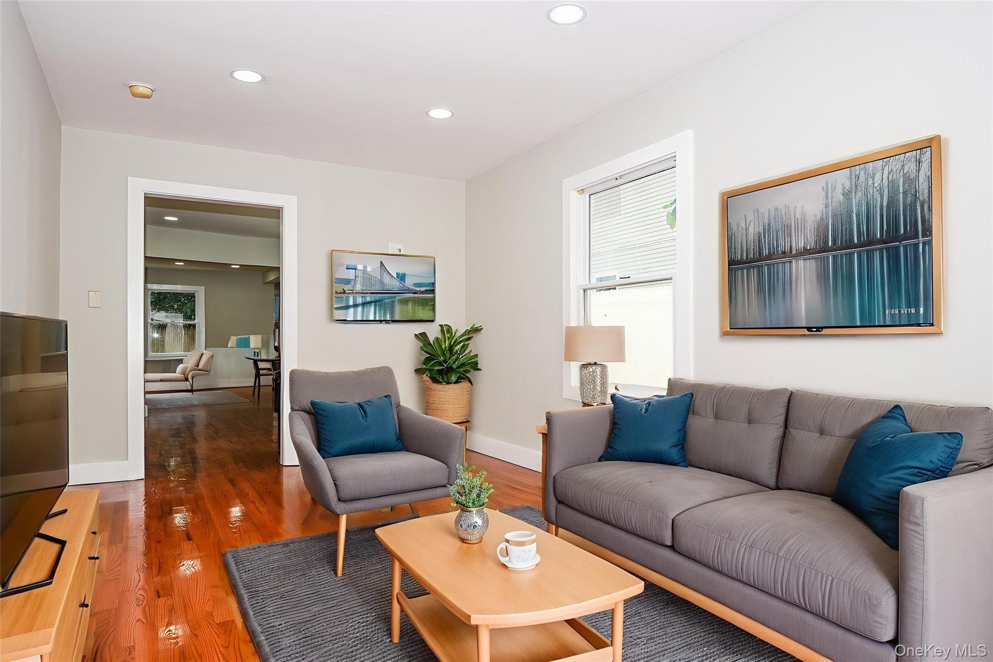 95 E Pulaski Road thumbnail 10