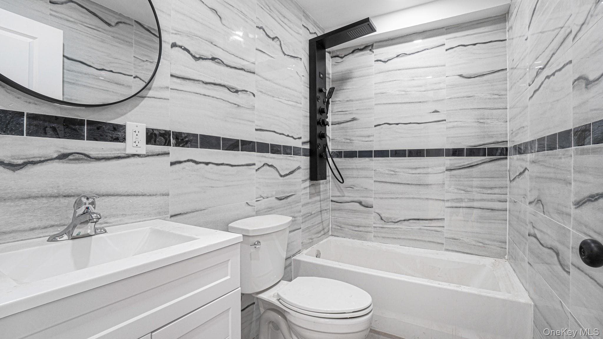 1011 E 221st Street thumbnail 16