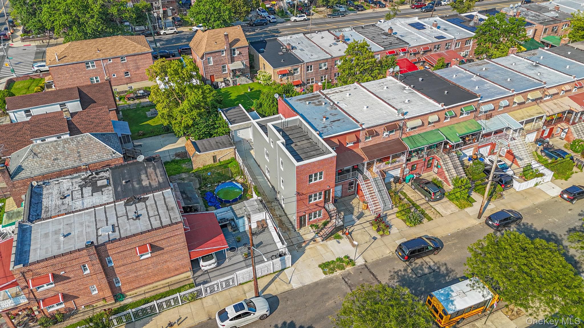 1011 E 221st Street thumbnail 24