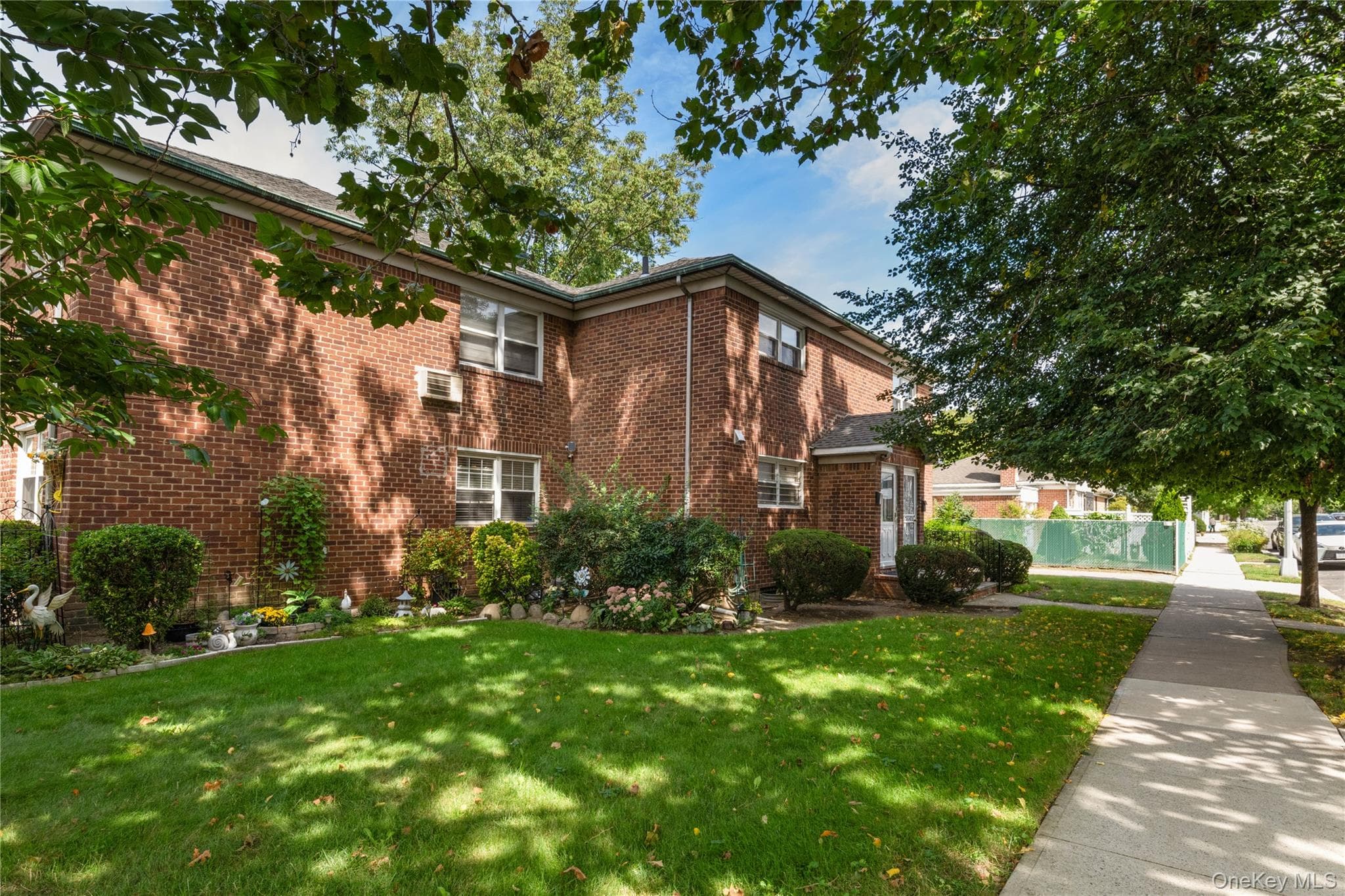 18407A 58th Avenue thumbnail 3