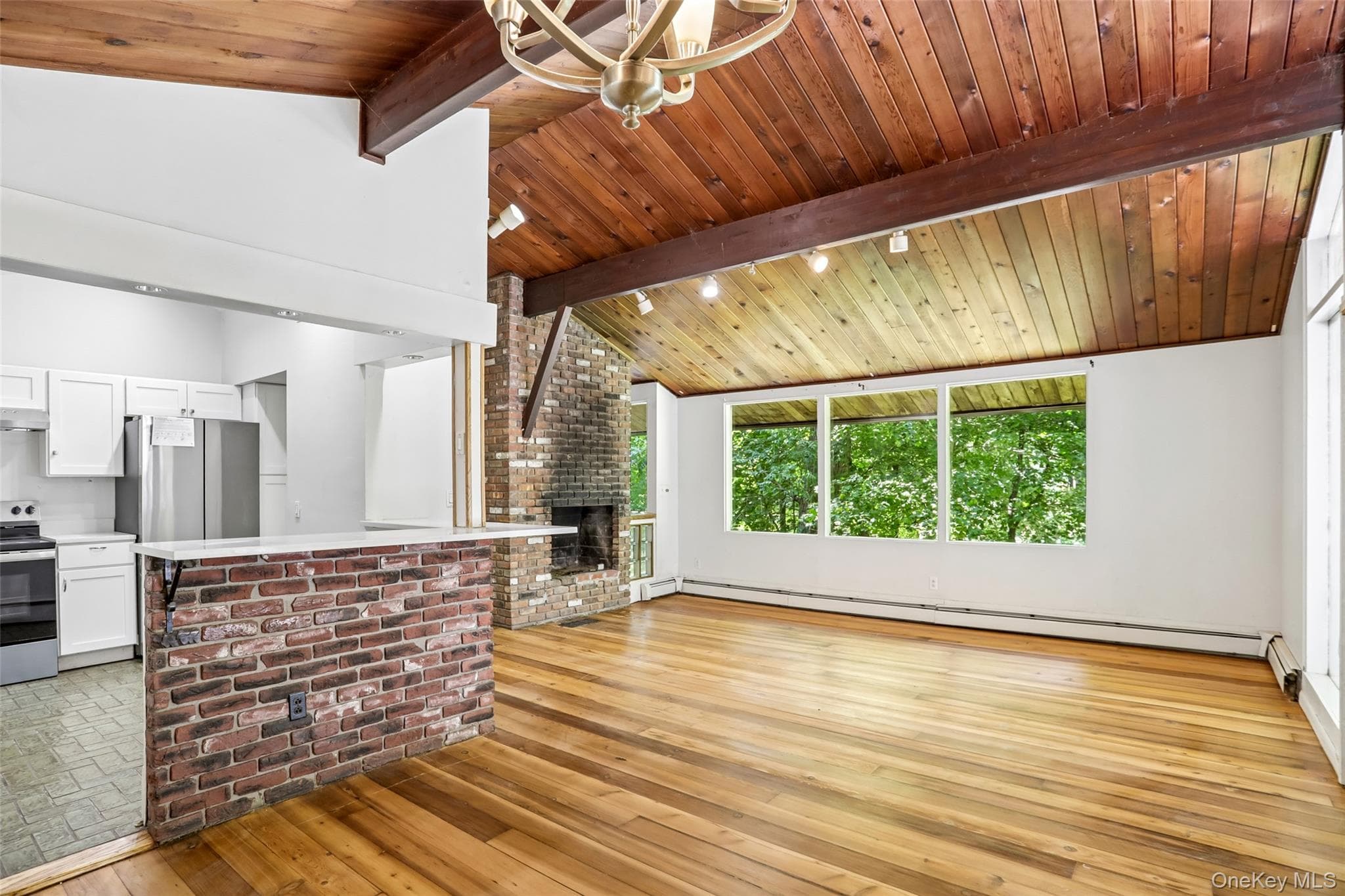 951 Haverstraw Road thumbnail 3
