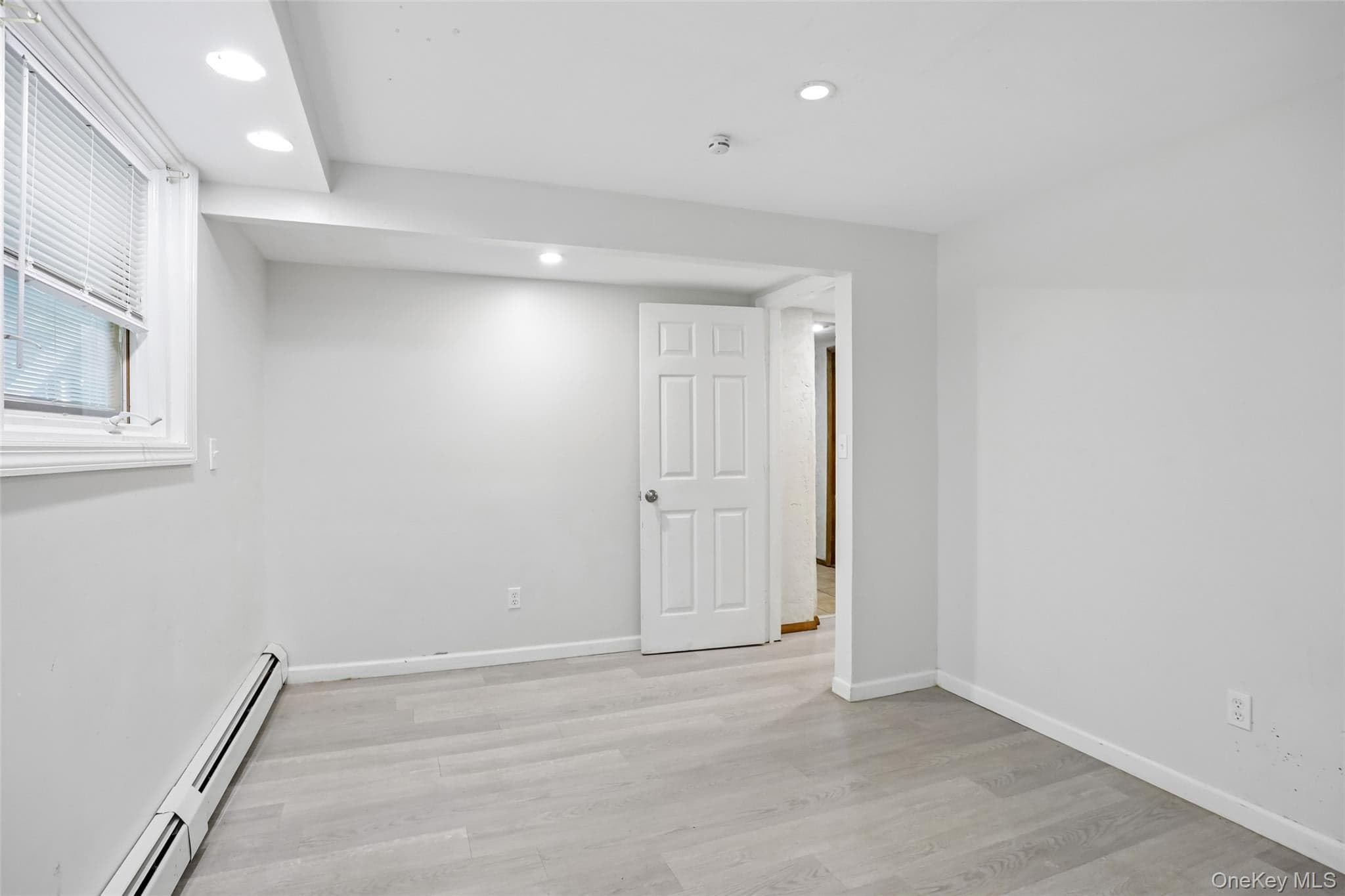 951 Haverstraw Road thumbnail 20