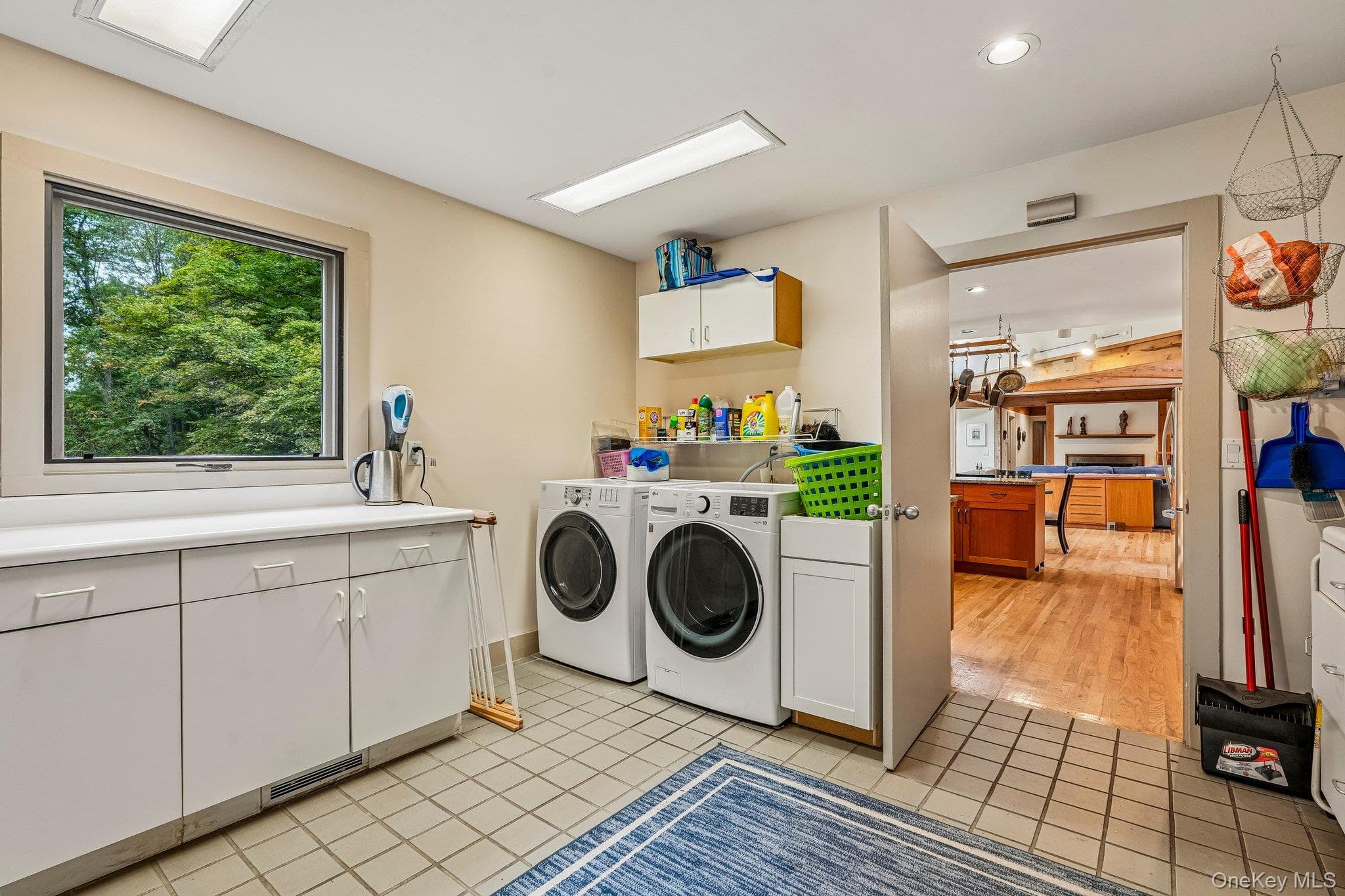 65 Colonial Avenue thumbnail 27