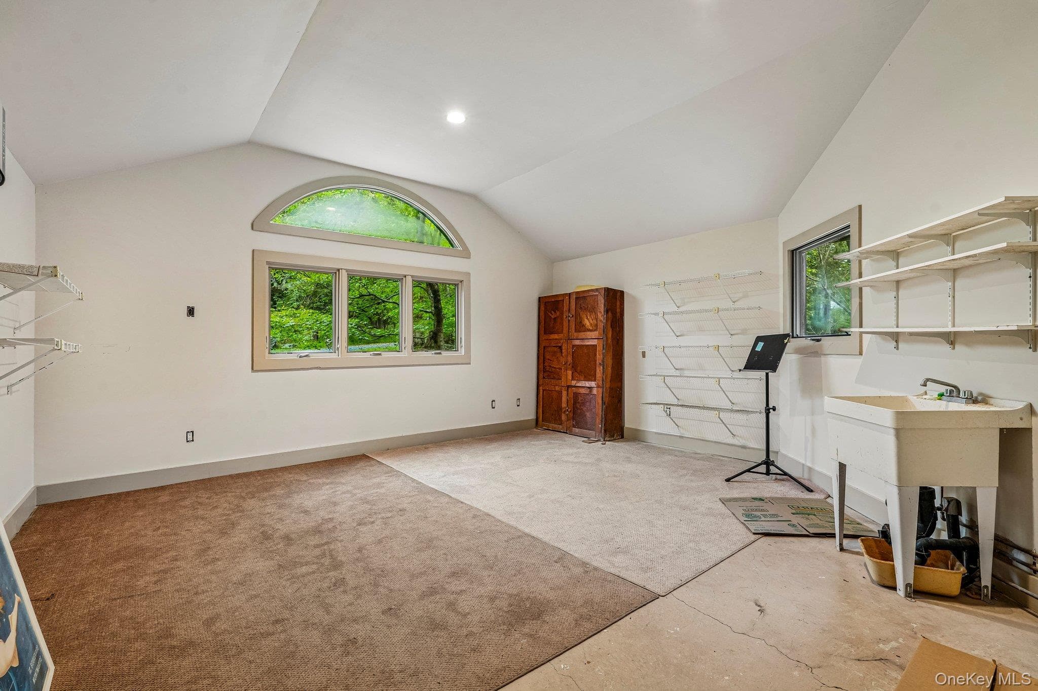 65 Colonial Avenue thumbnail 25