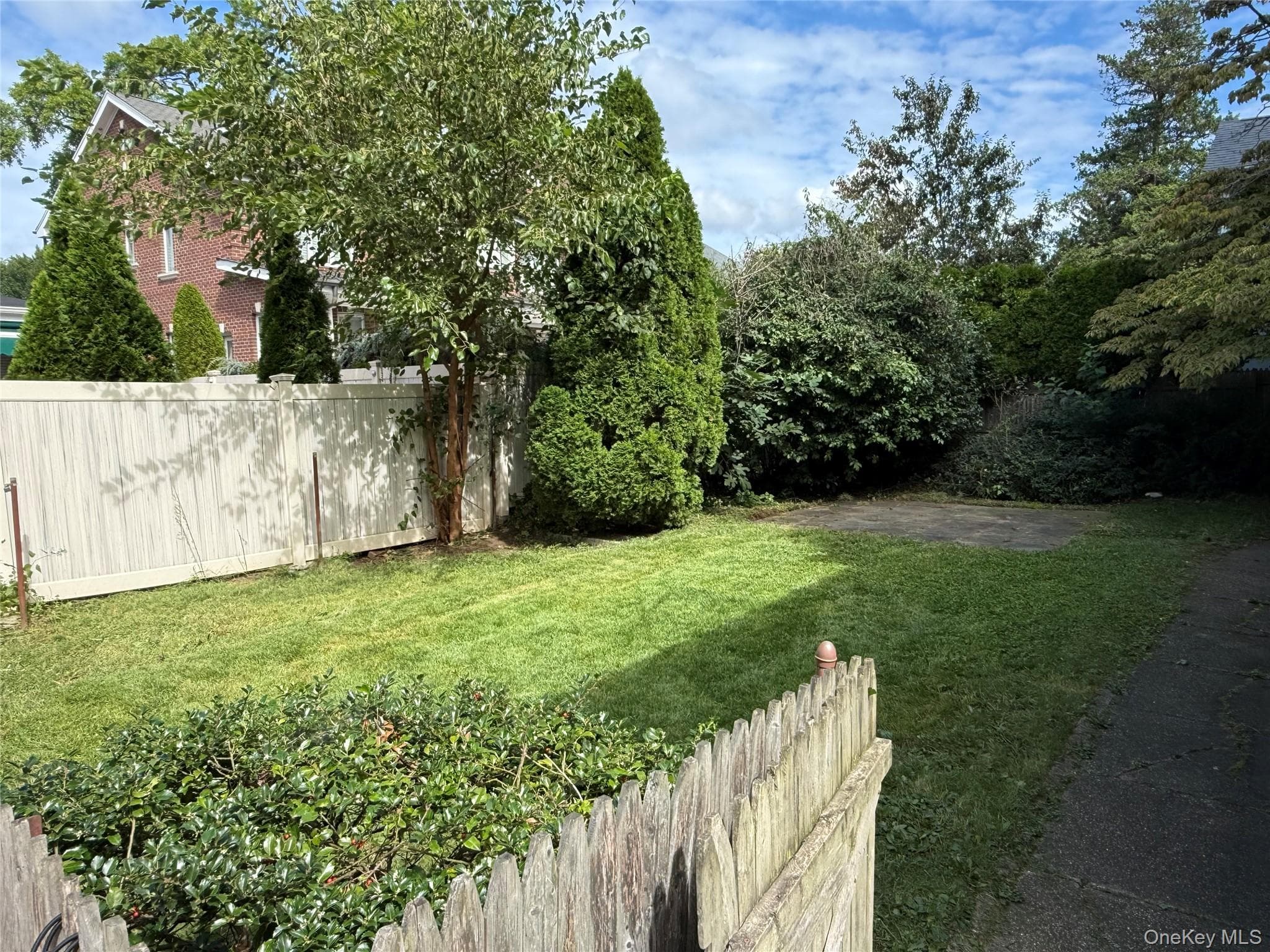 211-11 34th Avenue thumbnail 20
