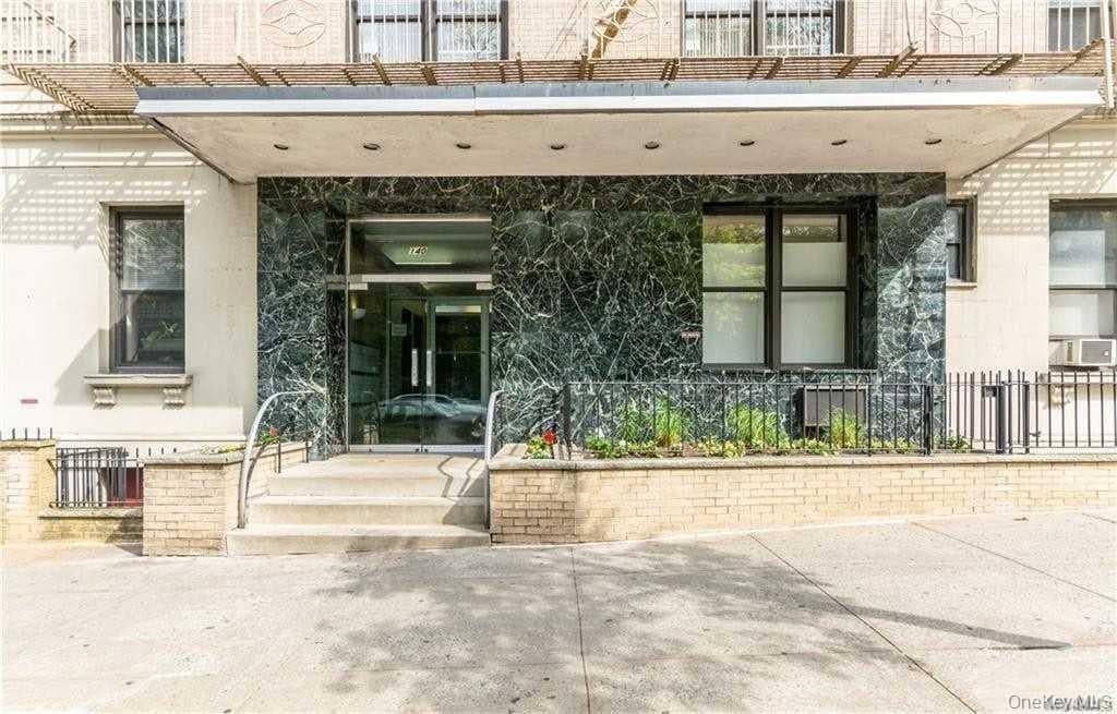140 Claremont Avenue Unit: 6B thumbnail 12