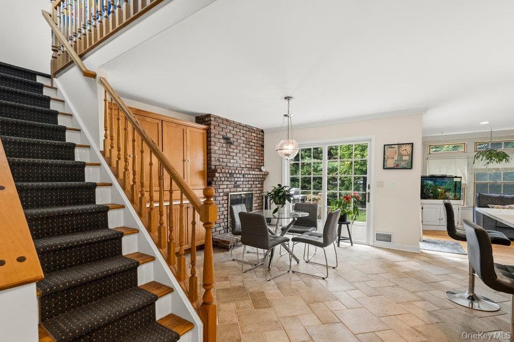 27 Delaware Avenue thumbnail 18