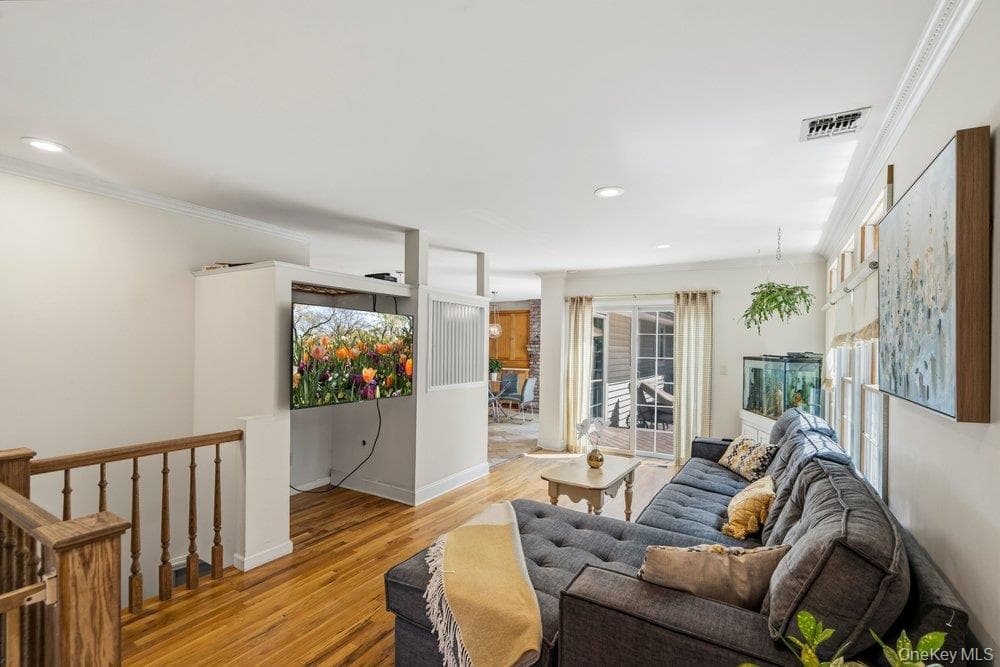 27 Delaware Avenue thumbnail 25