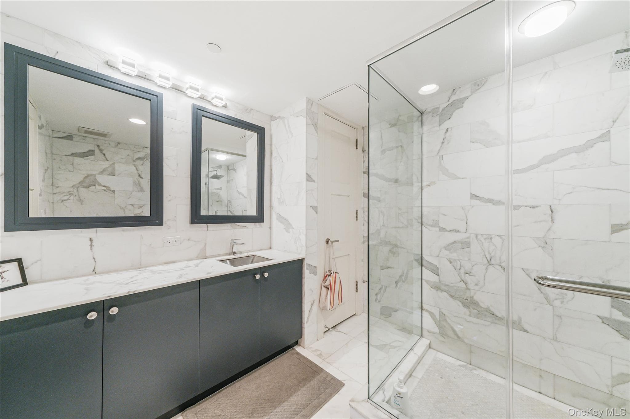 1 Renaissance Square Unit: 37B thumbnail 19