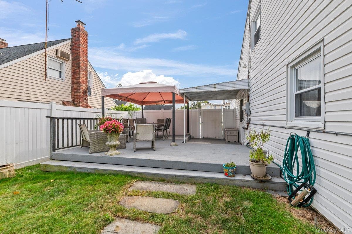 61 Hollyhock Road thumbnail 32
