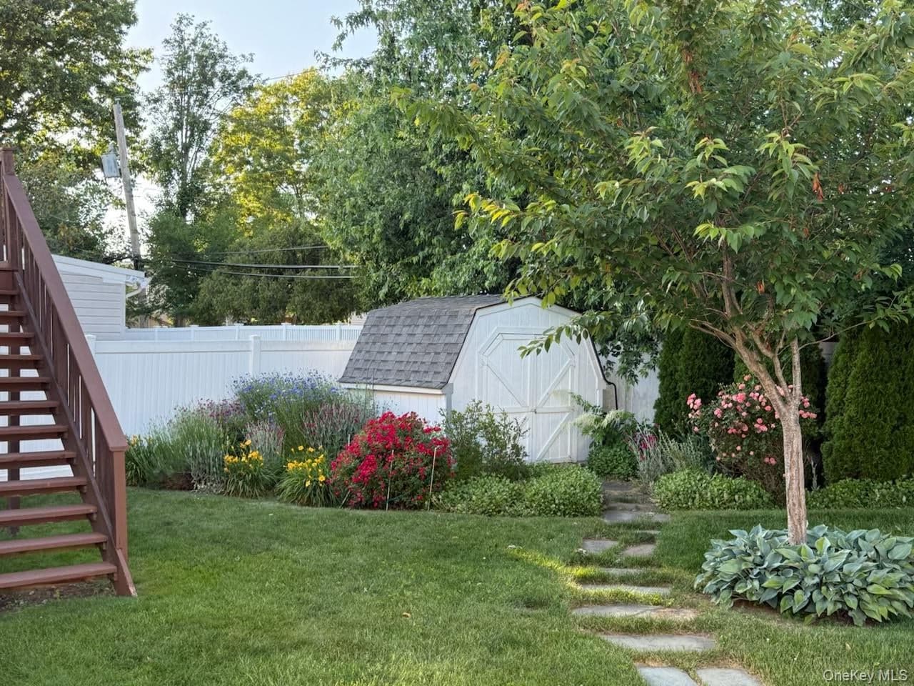 61 Hollyhock Road thumbnail 27