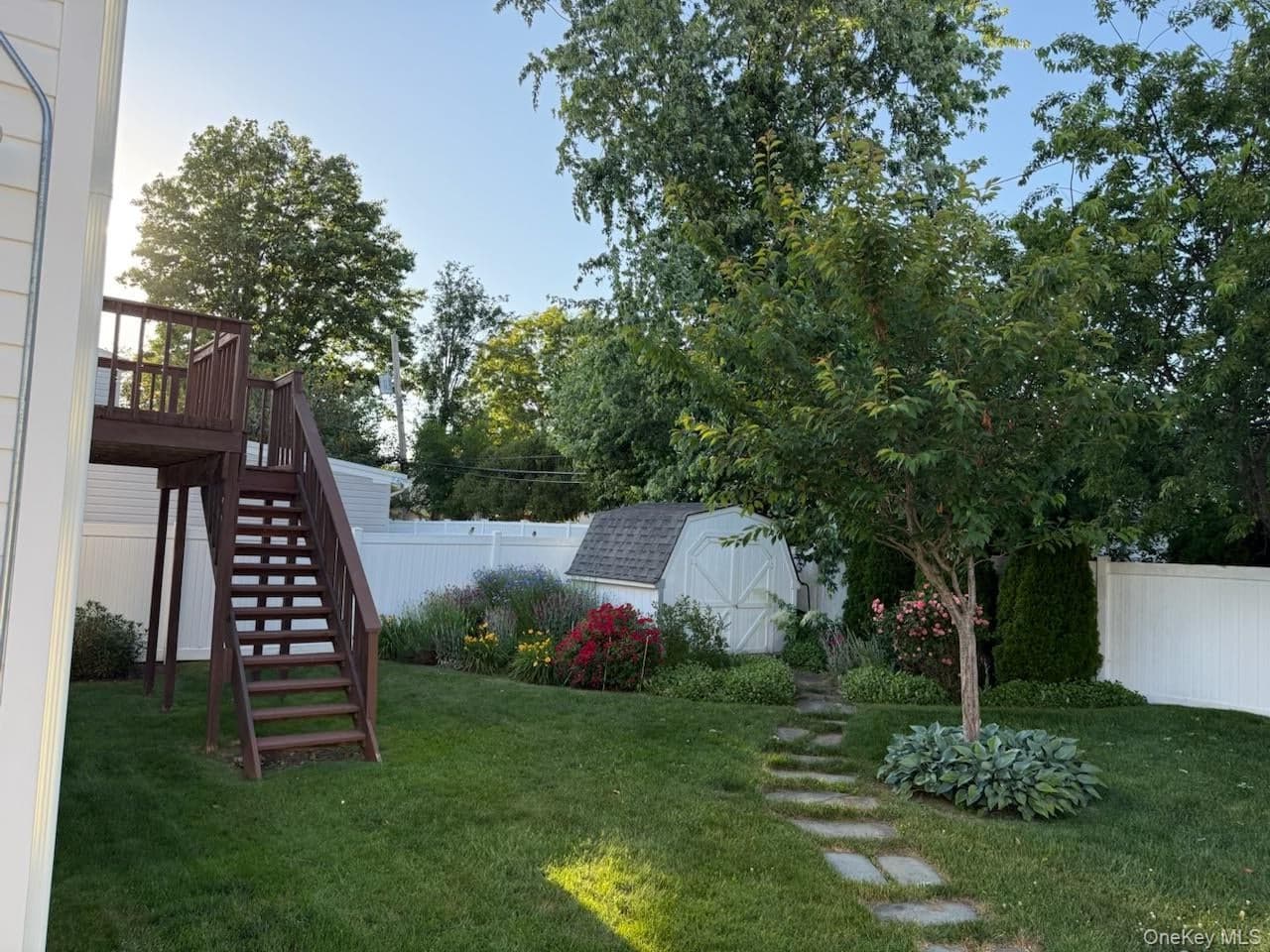 61 Hollyhock Road thumbnail 28