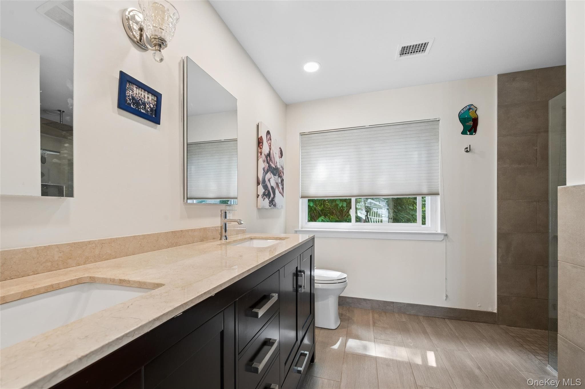 90 Hampton Vista Drive thumbnail 18