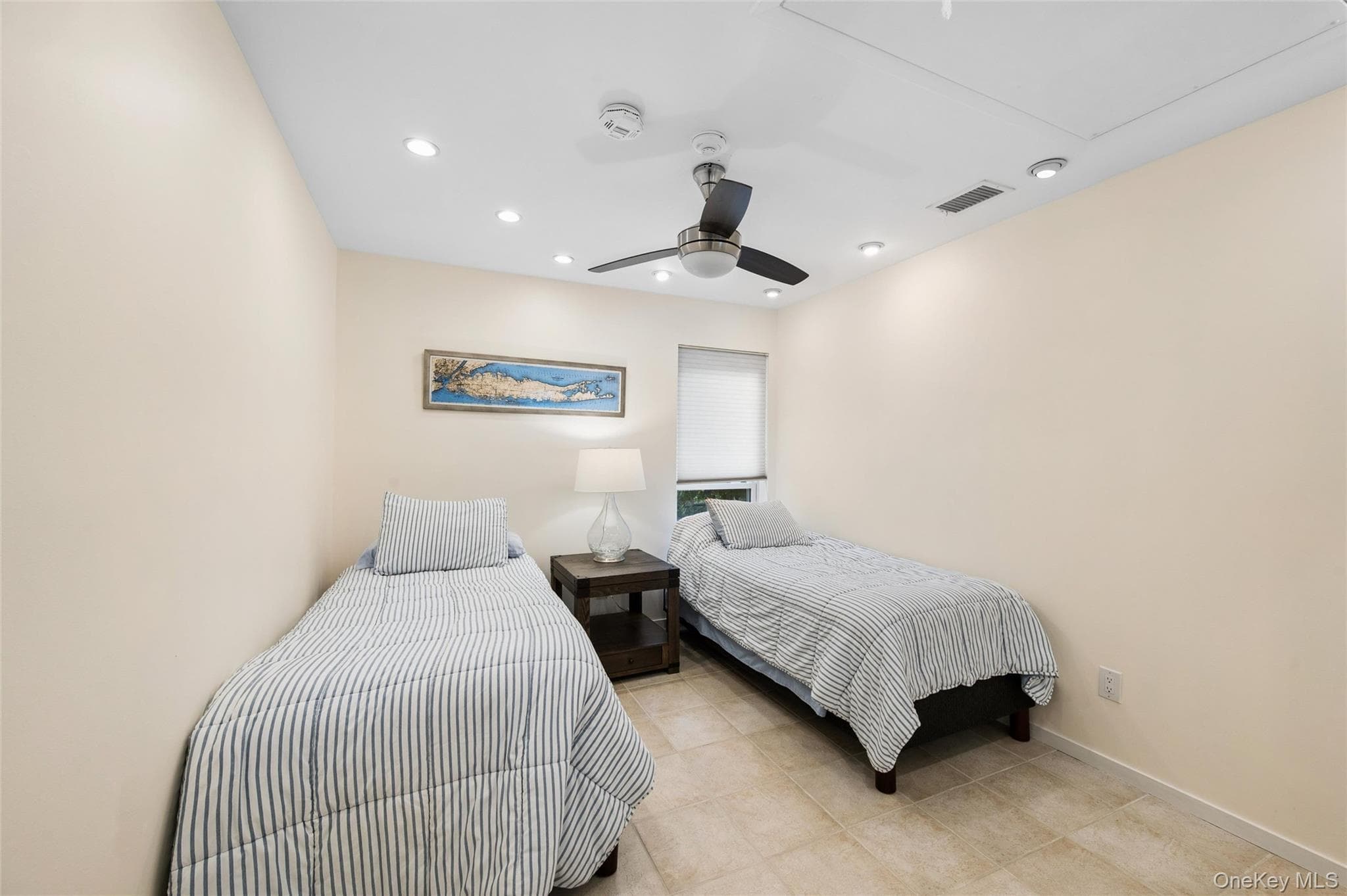 90 Hampton Vista Drive thumbnail 21