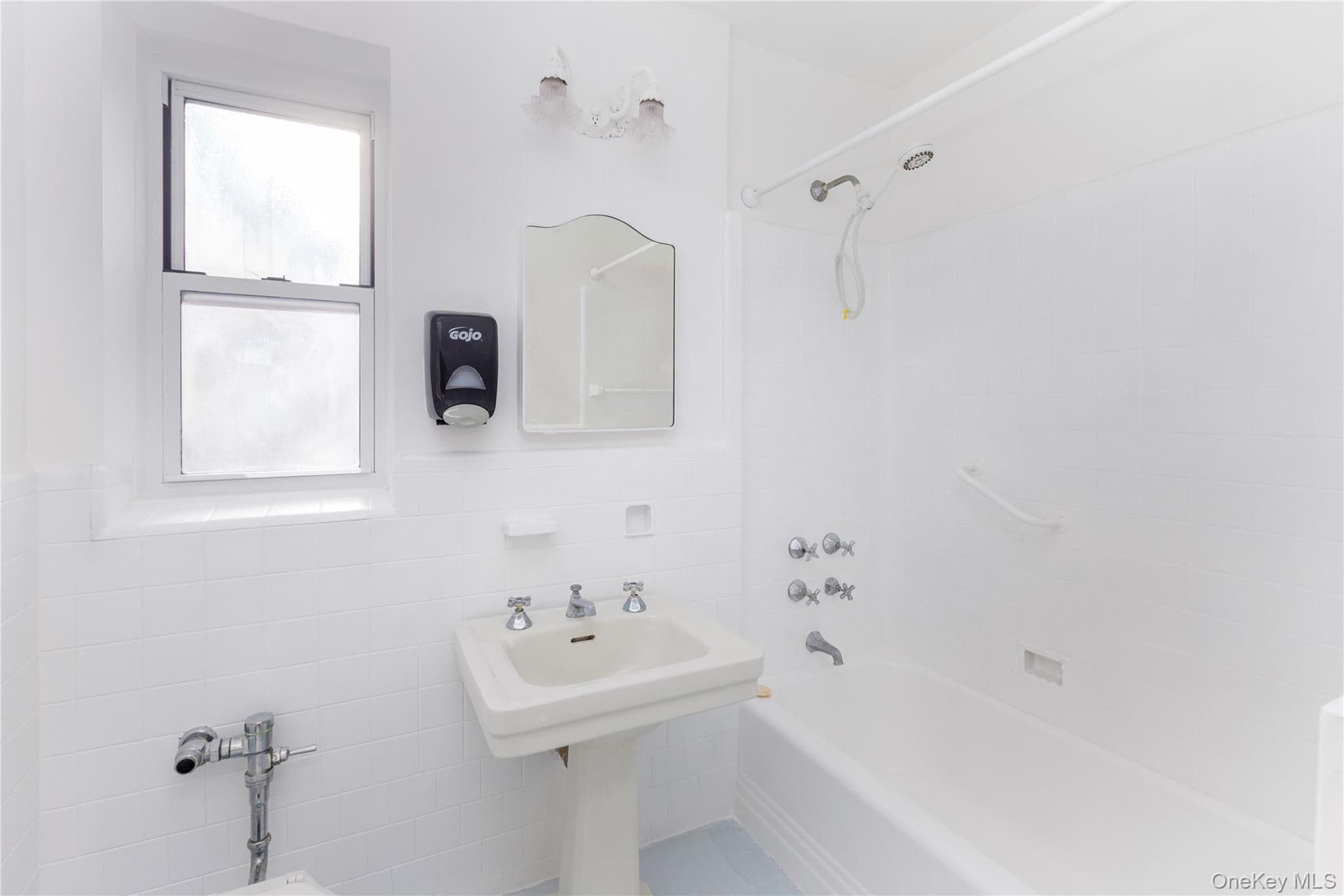 474 W 238th Street Unit: 4I thumbnail 15
