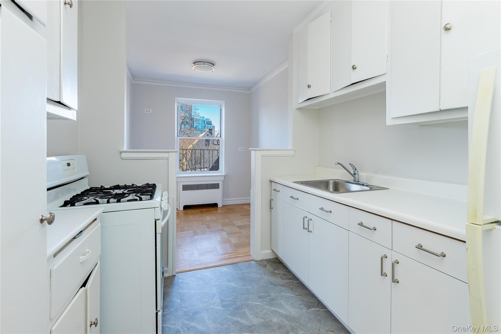 474 W 238th Street Unit: 4I thumbnail 12