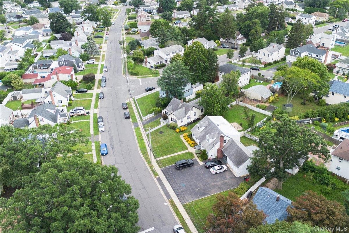 510 Secatogue Avenue thumbnail 26