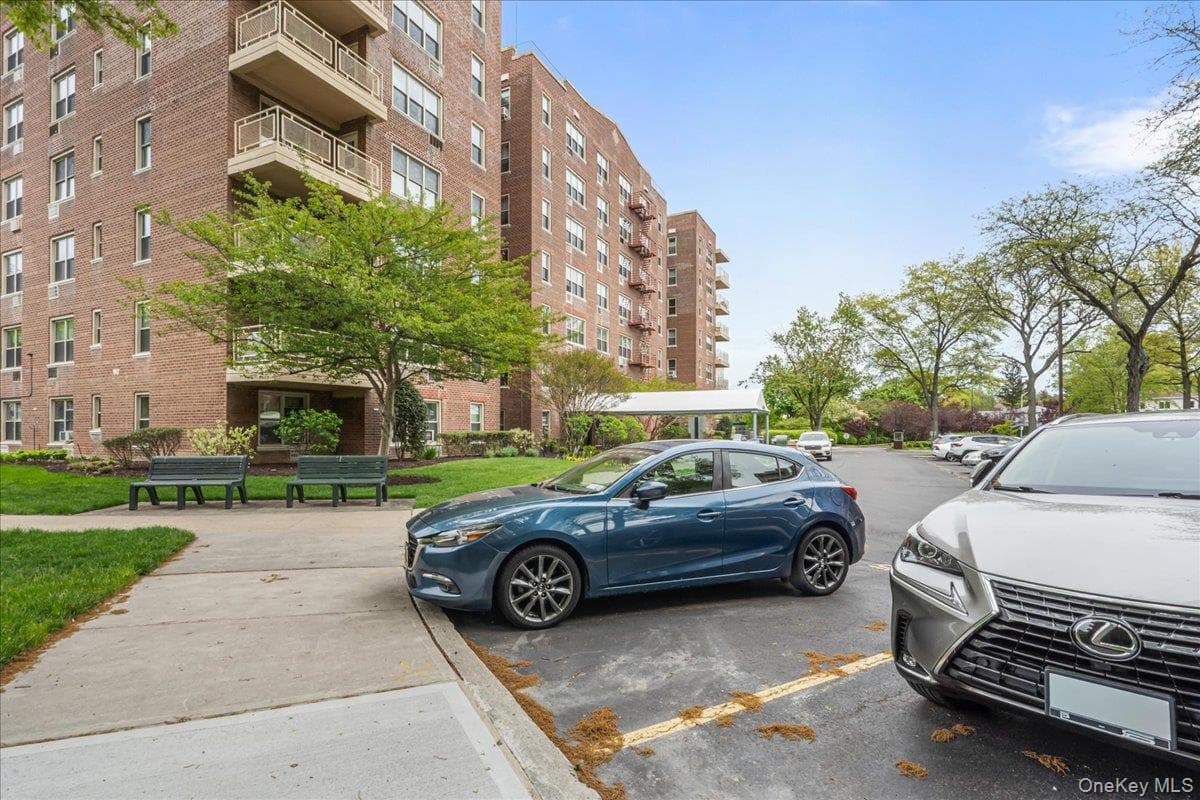 23-45 Bell Boulevard Unit: 1H thumbnail 12