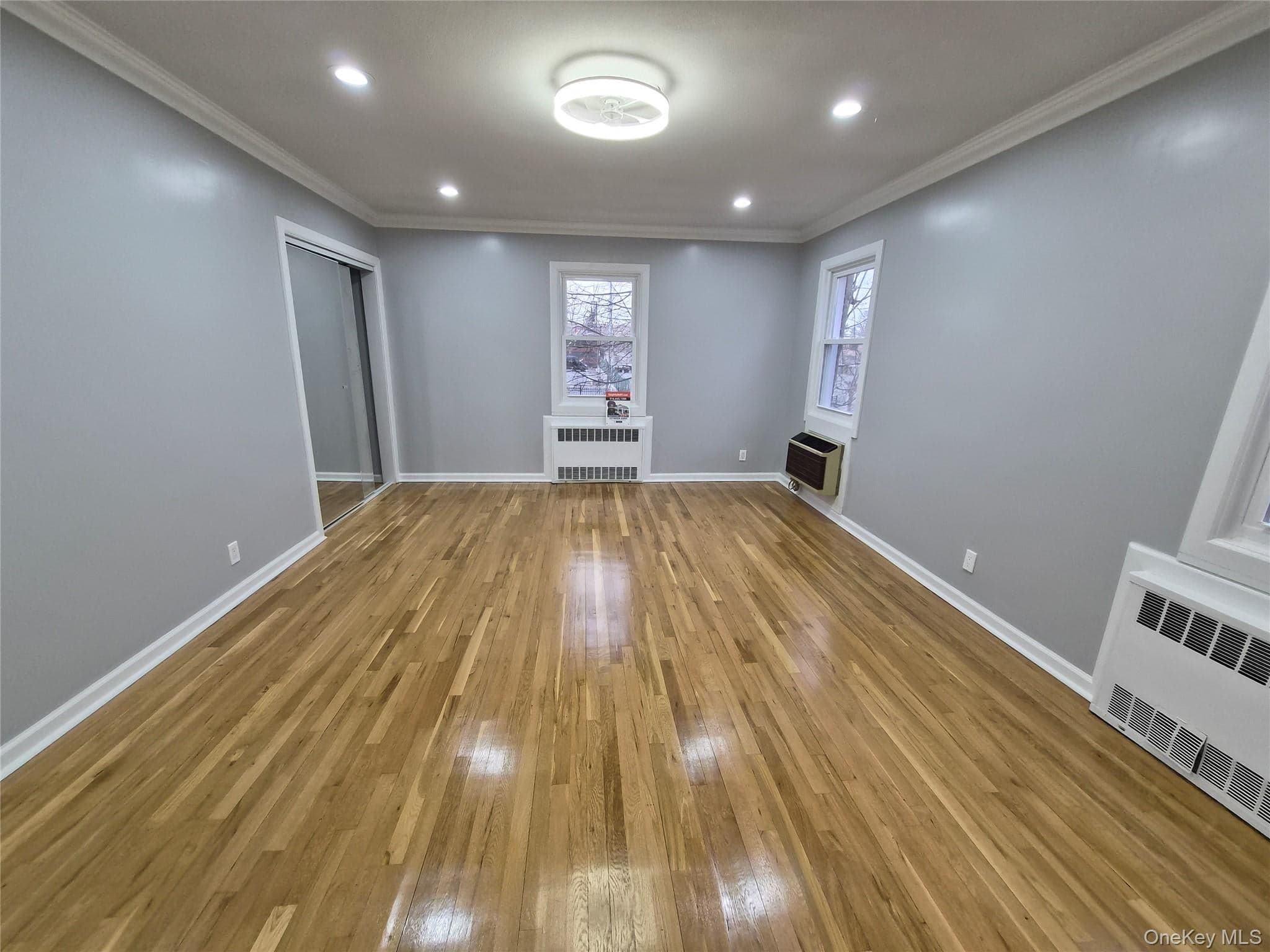 8019 Utopia Parkway thumbnail 25