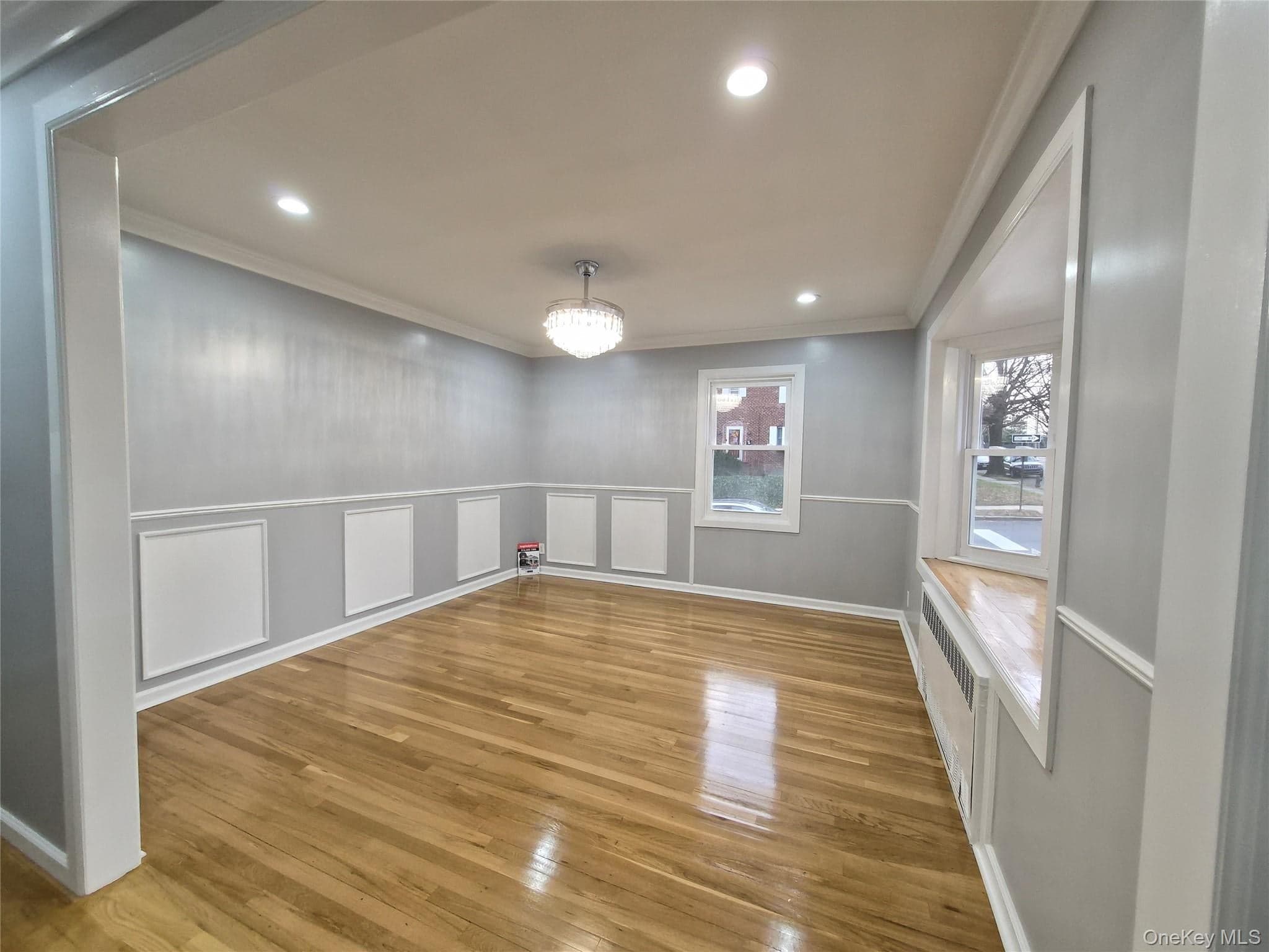 8019 Utopia Parkway thumbnail 9