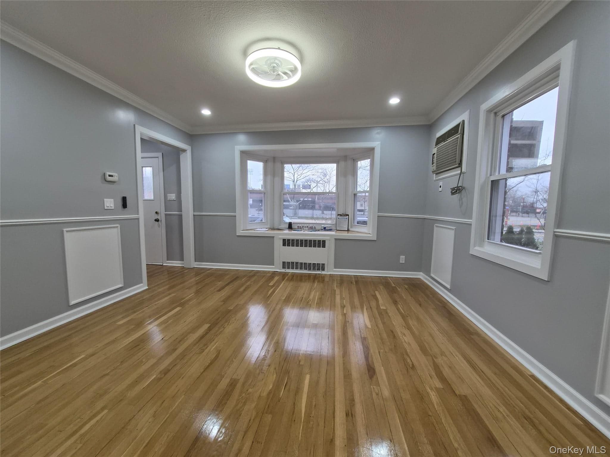 8019 Utopia Parkway thumbnail 12
