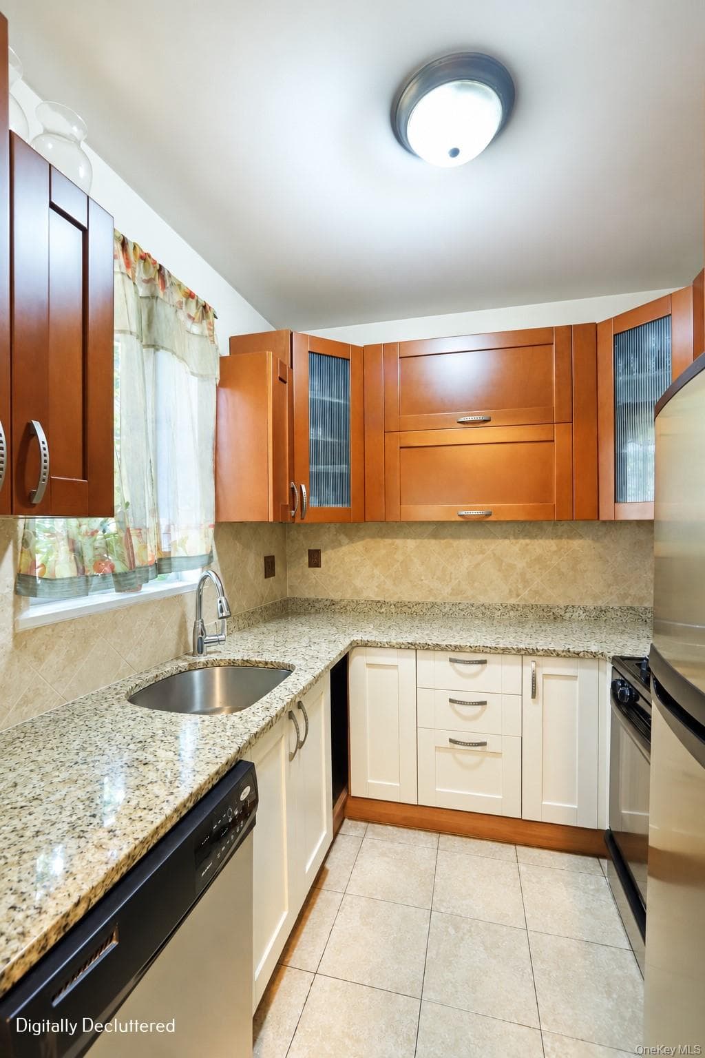 1530 E 15th Street Unit: 2A thumbnail 2