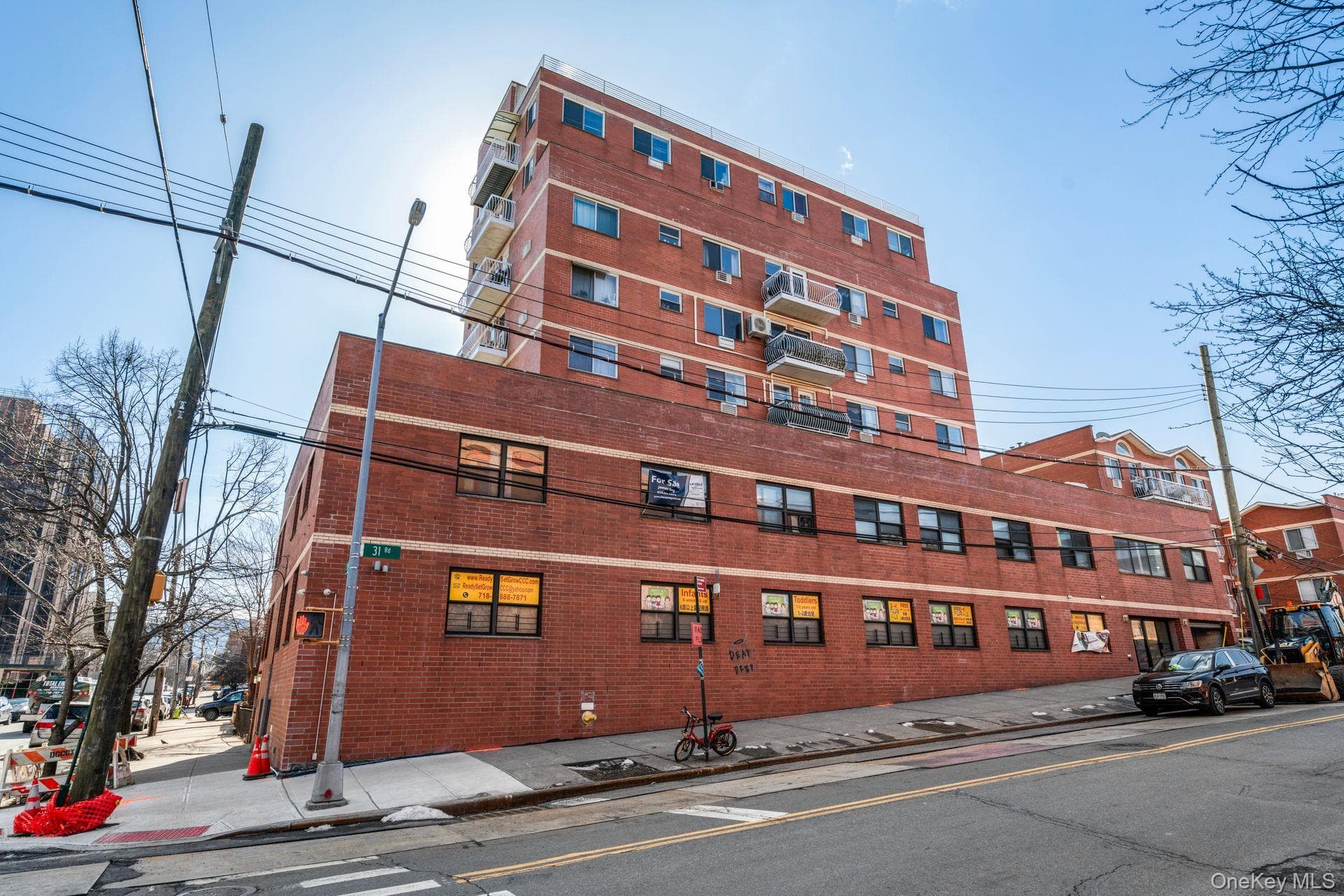 13616 31st Road Unit: 8B thumbnail 2