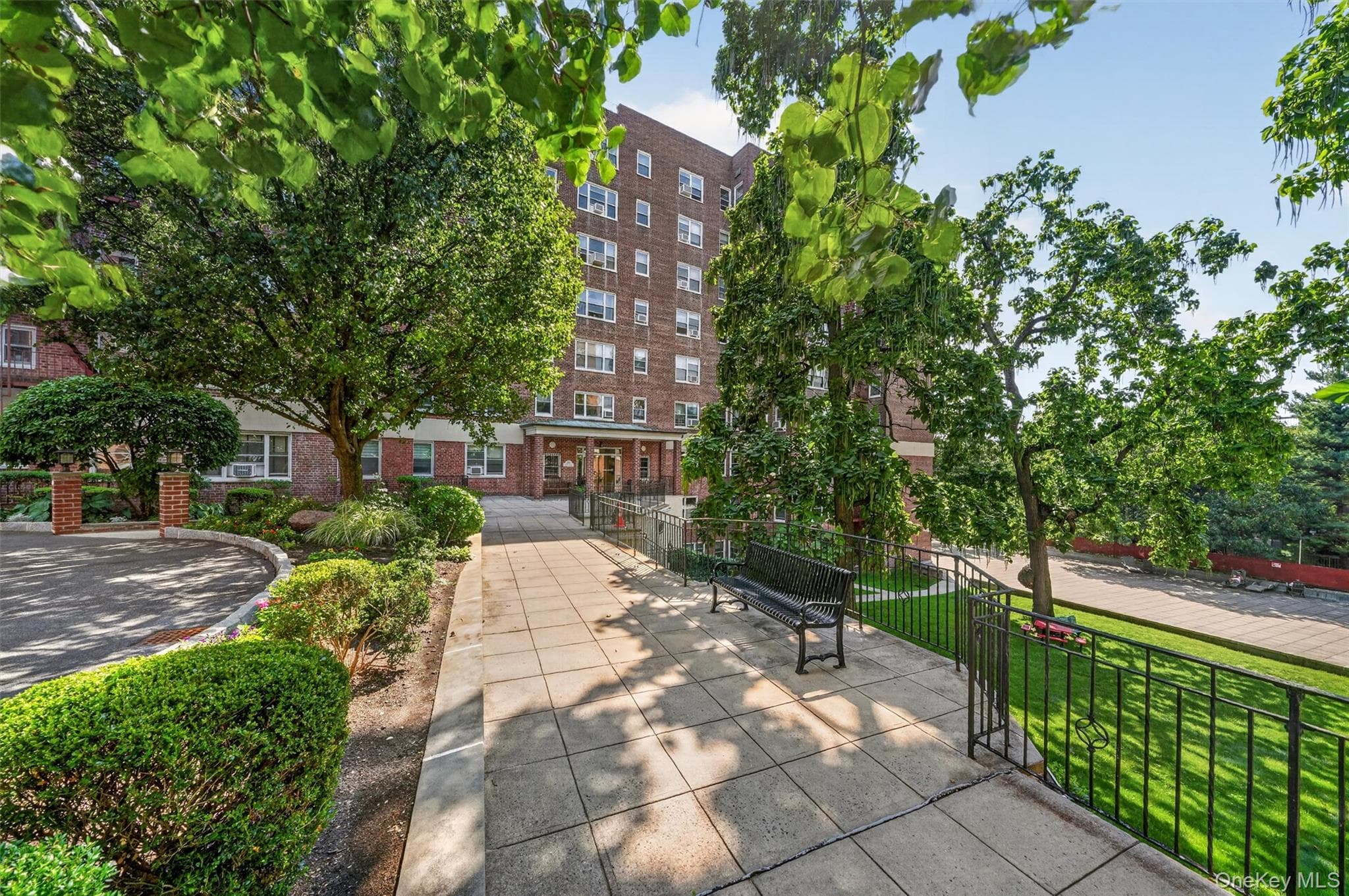 280 Collins Avenue Unit: 1A thumbnail 23