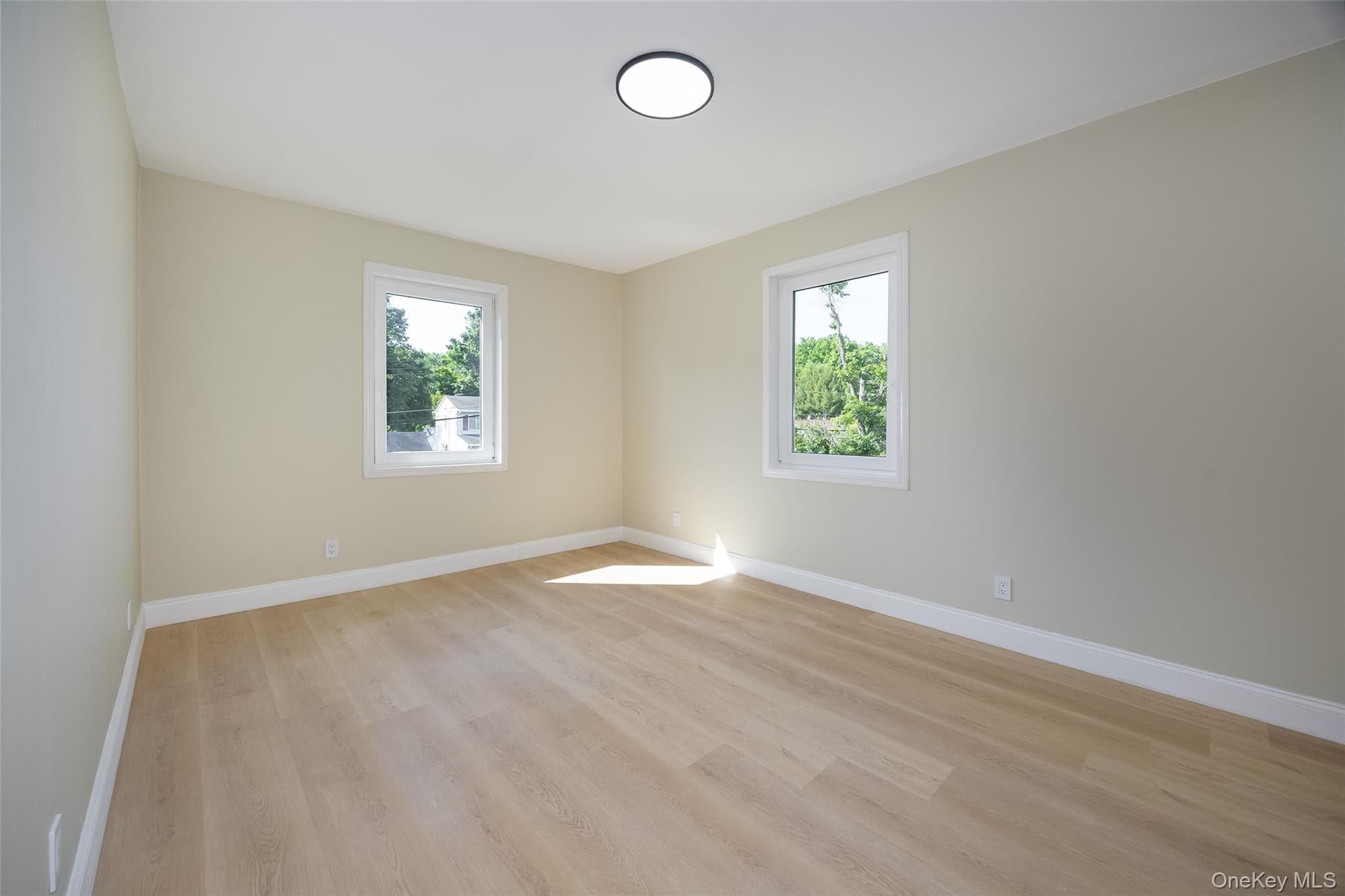 22 Henmond Boulevard thumbnail 18