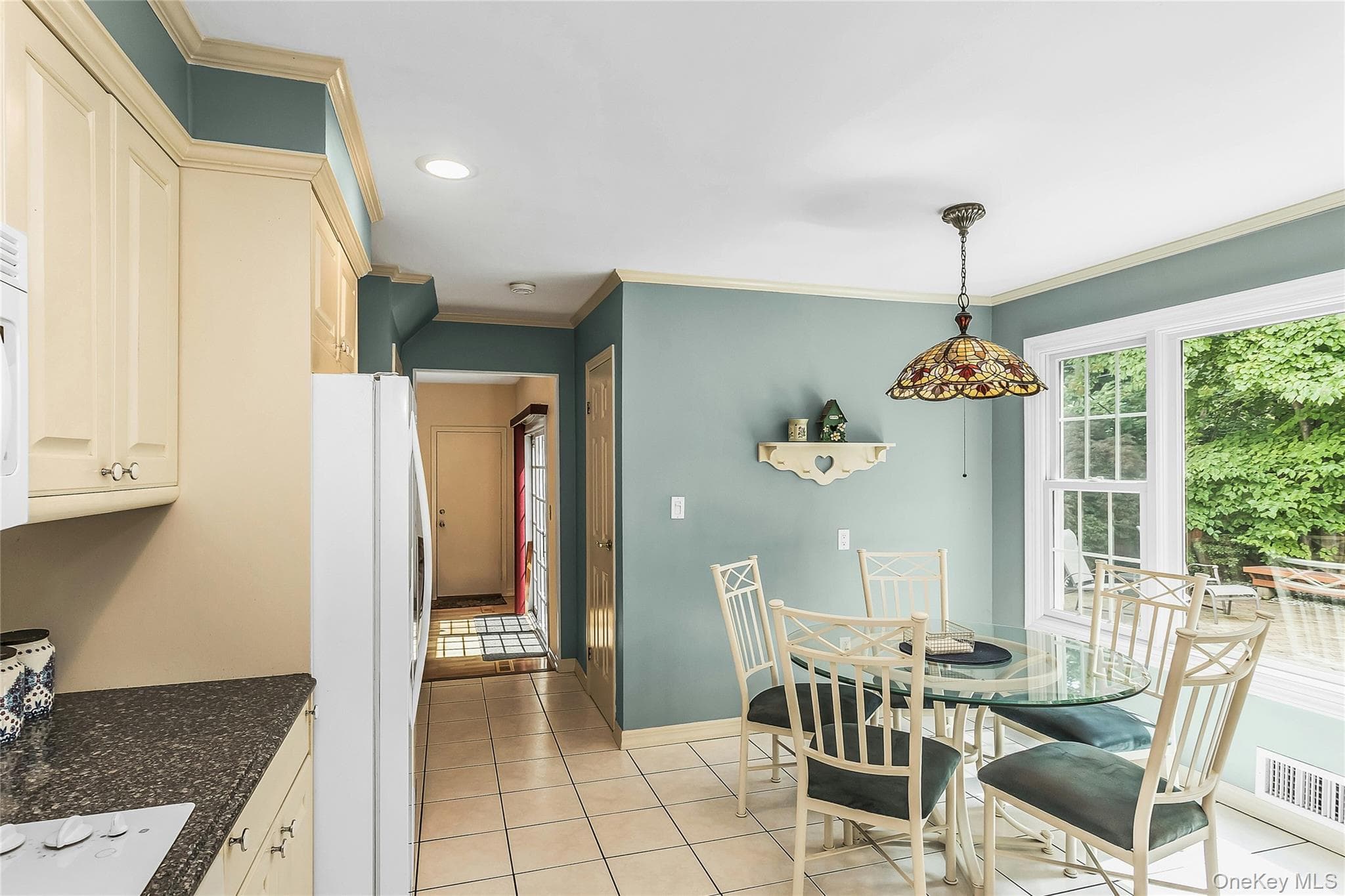 8 Lenmore Drive thumbnail 11