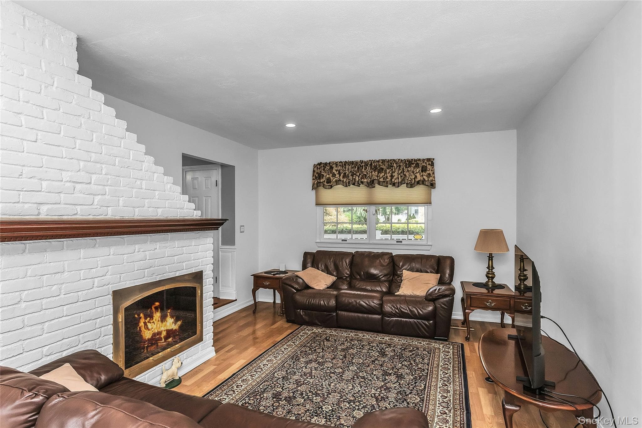 8 Lenmore Drive thumbnail 15