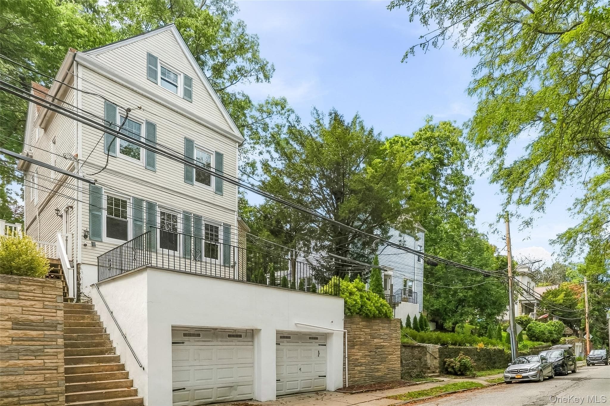 9 Desmond Avenue, Bronxville