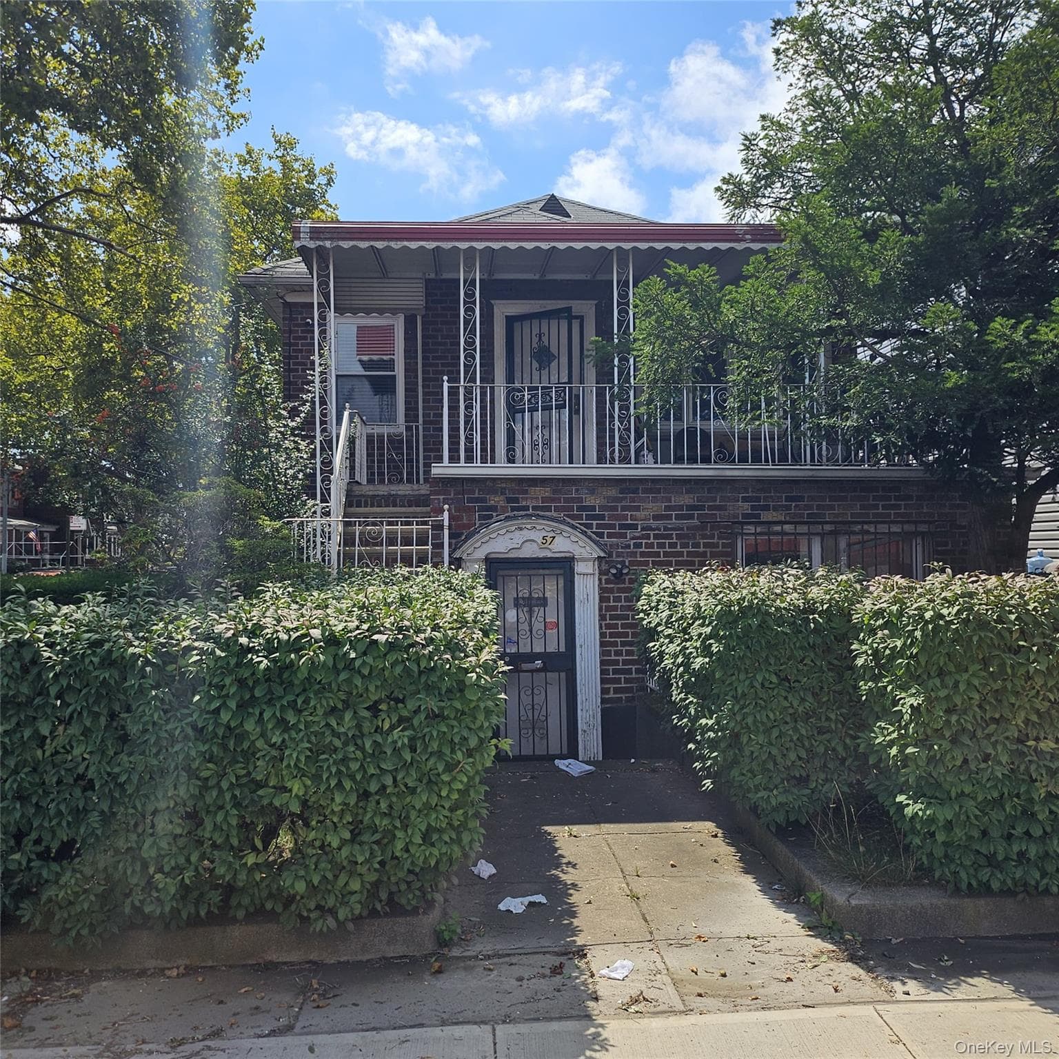 576 Linden Boulevard thumbnail 2