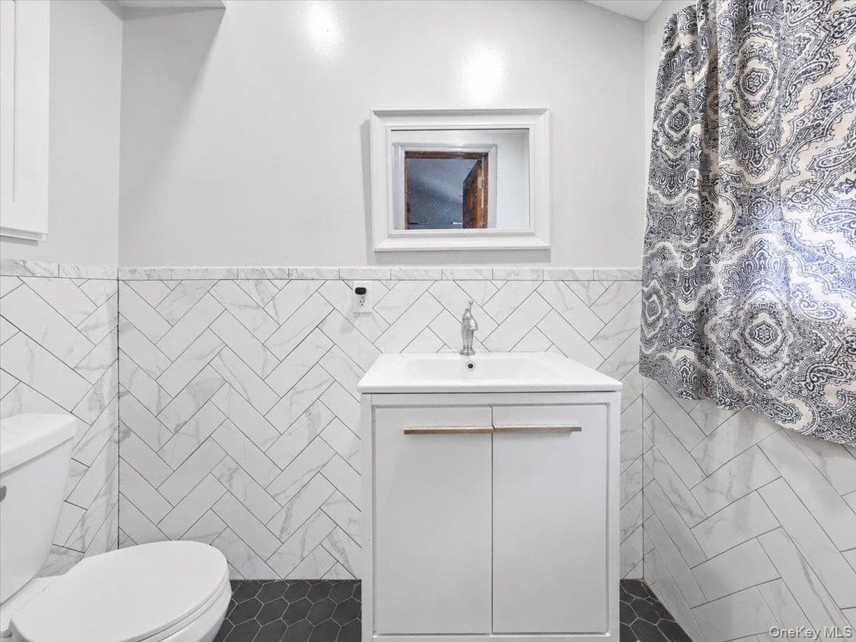 320 E 59th Street thumbnail 8