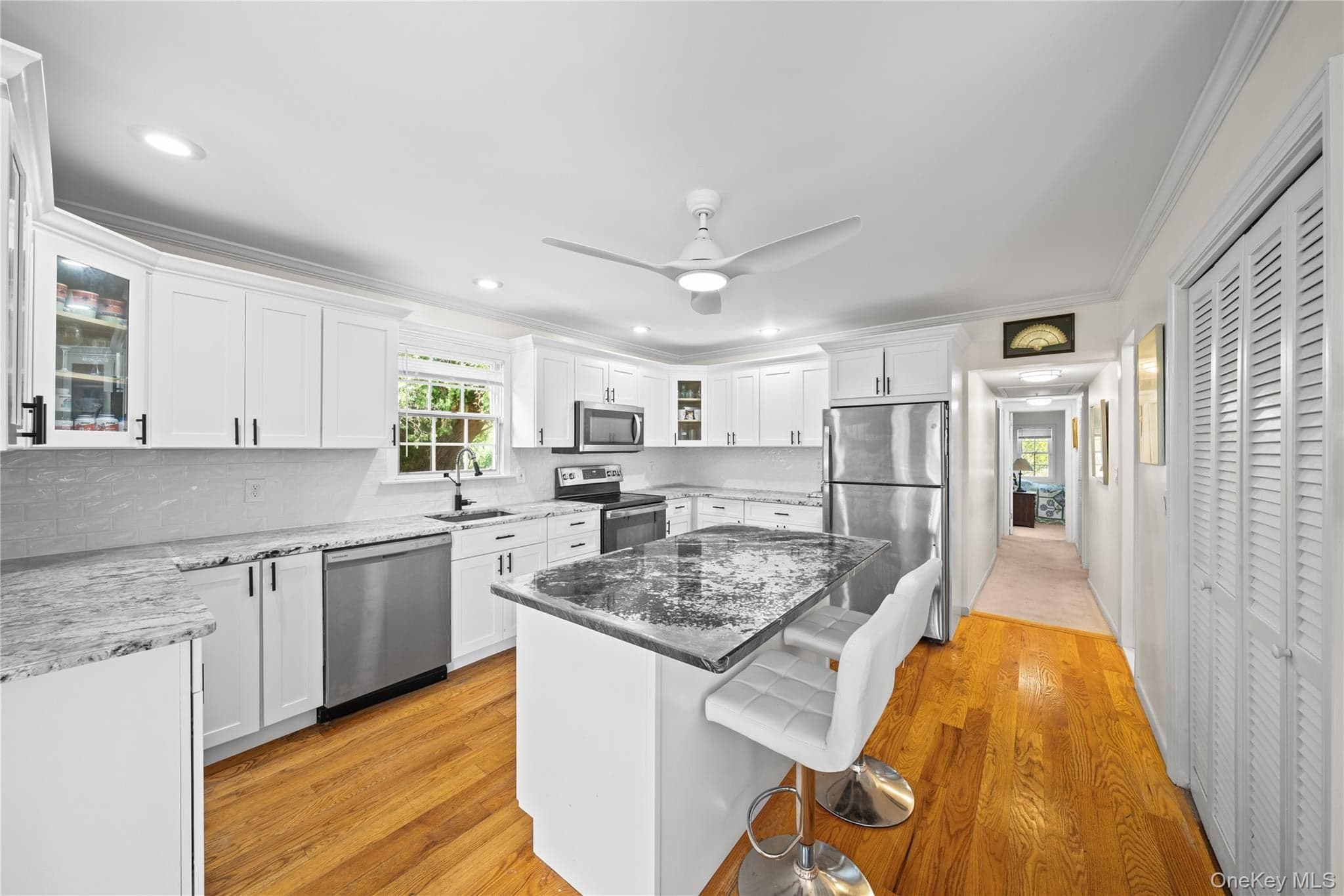 70 Middle Pond Road Unit: 22 thumbnail 6