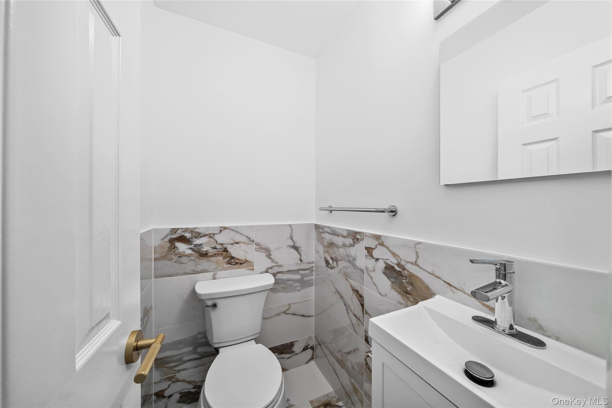 70 Middle Pond Road Unit: 22 thumbnail 16