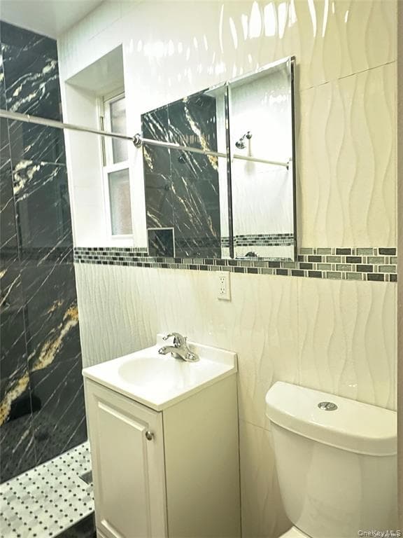 3138 103rd Street Unit: 2ND FL thumbnail 12