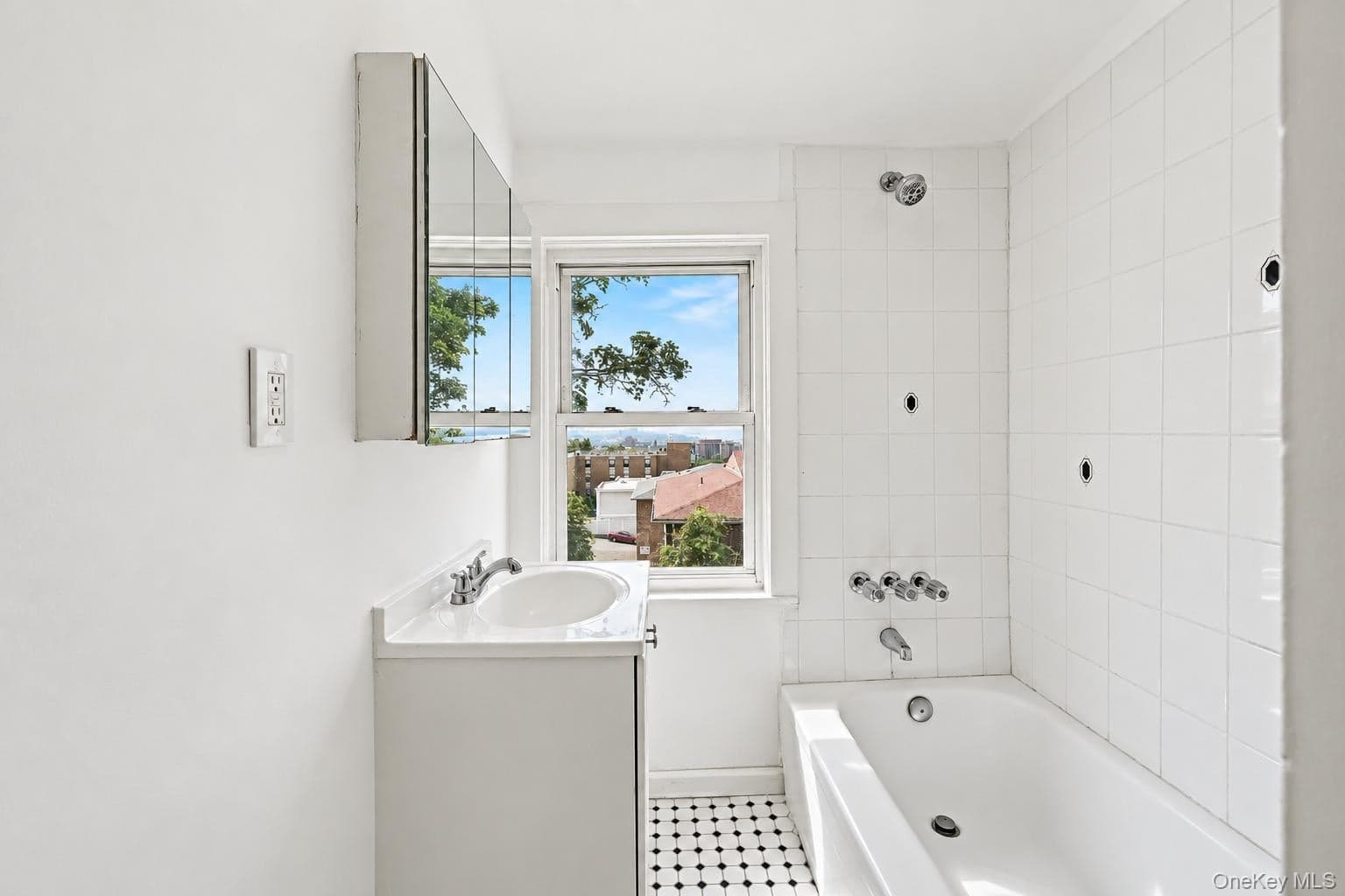 10 Delavan Terrace thumbnail 28