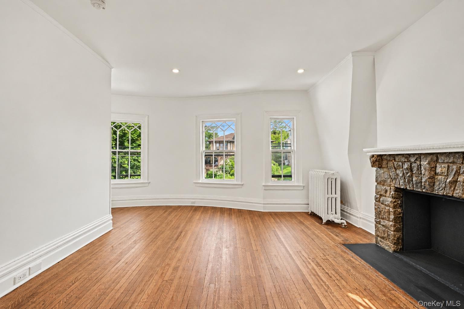 10 Delavan Terrace thumbnail 18
