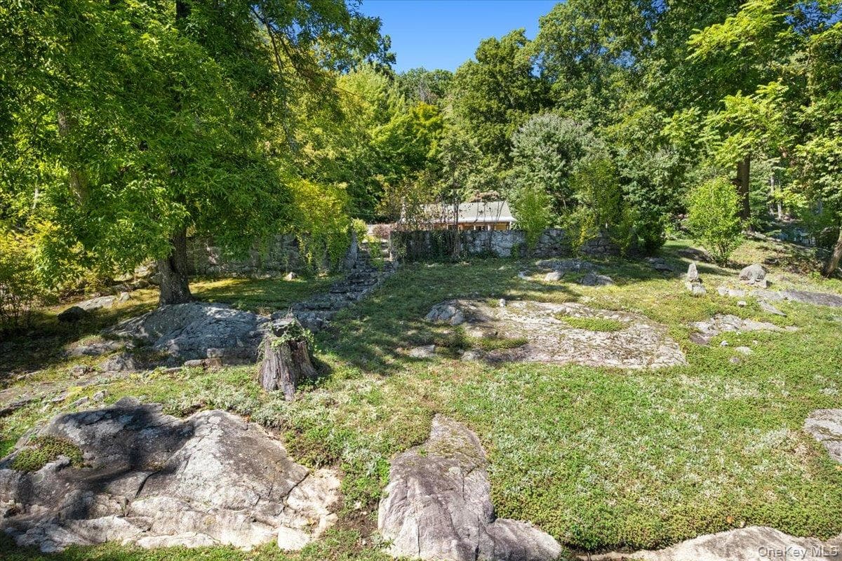 149 Tanglewylde Road thumbnail 28