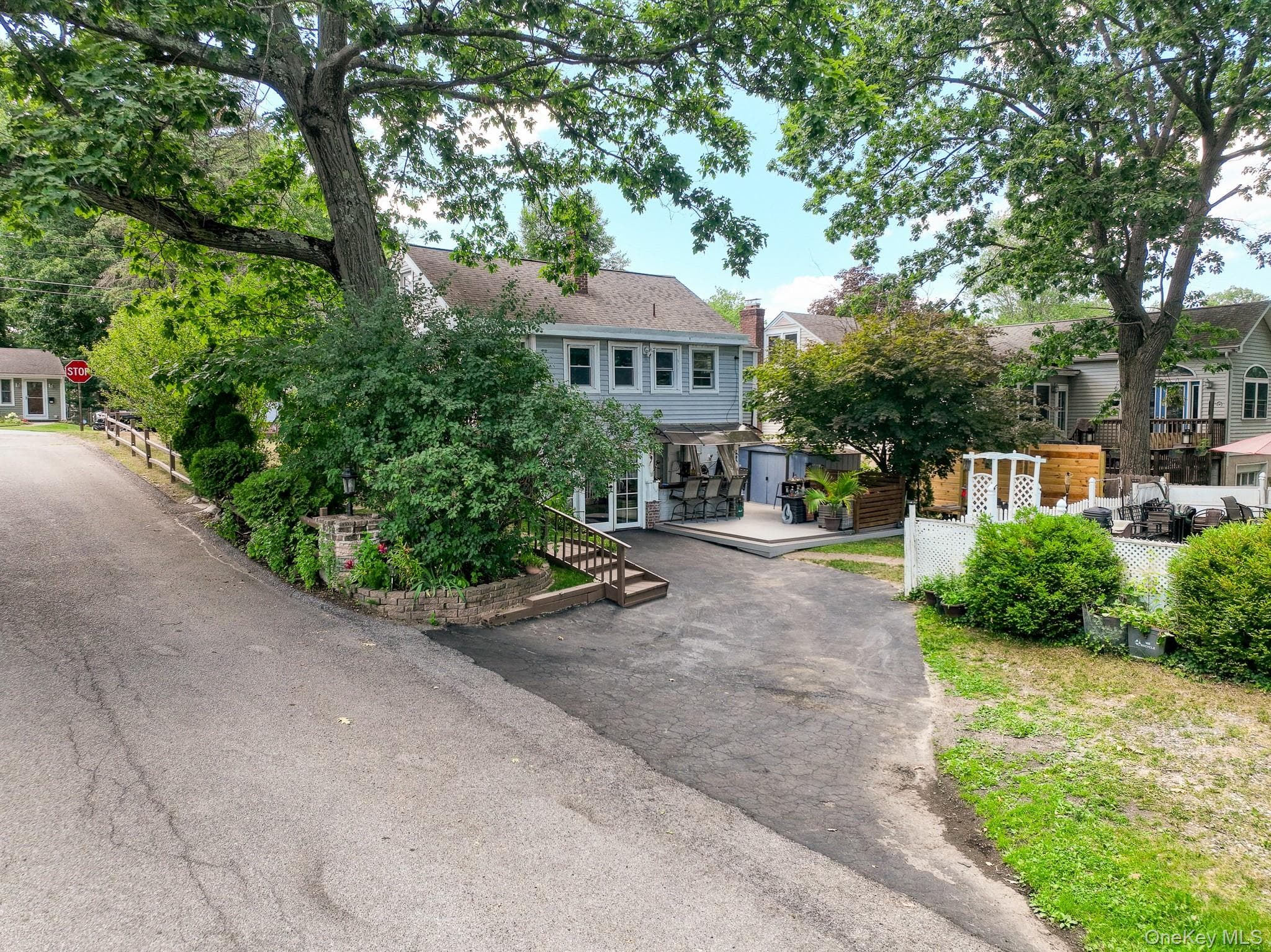 64 Crestwood Boulevard thumbnail 40