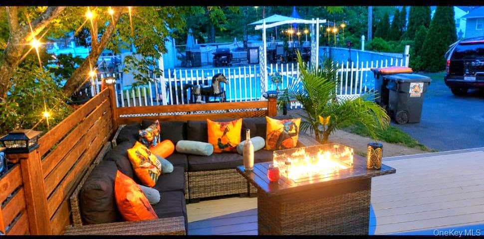64 Crestwood Boulevard thumbnail 29