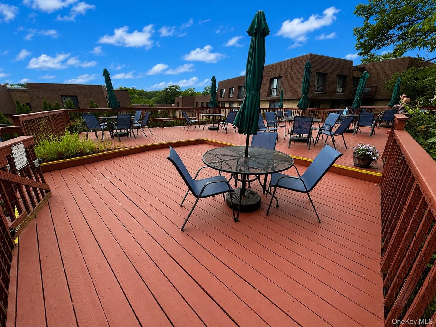 348 Central Park Avenue AVE Unit: C5 thumbnail 14