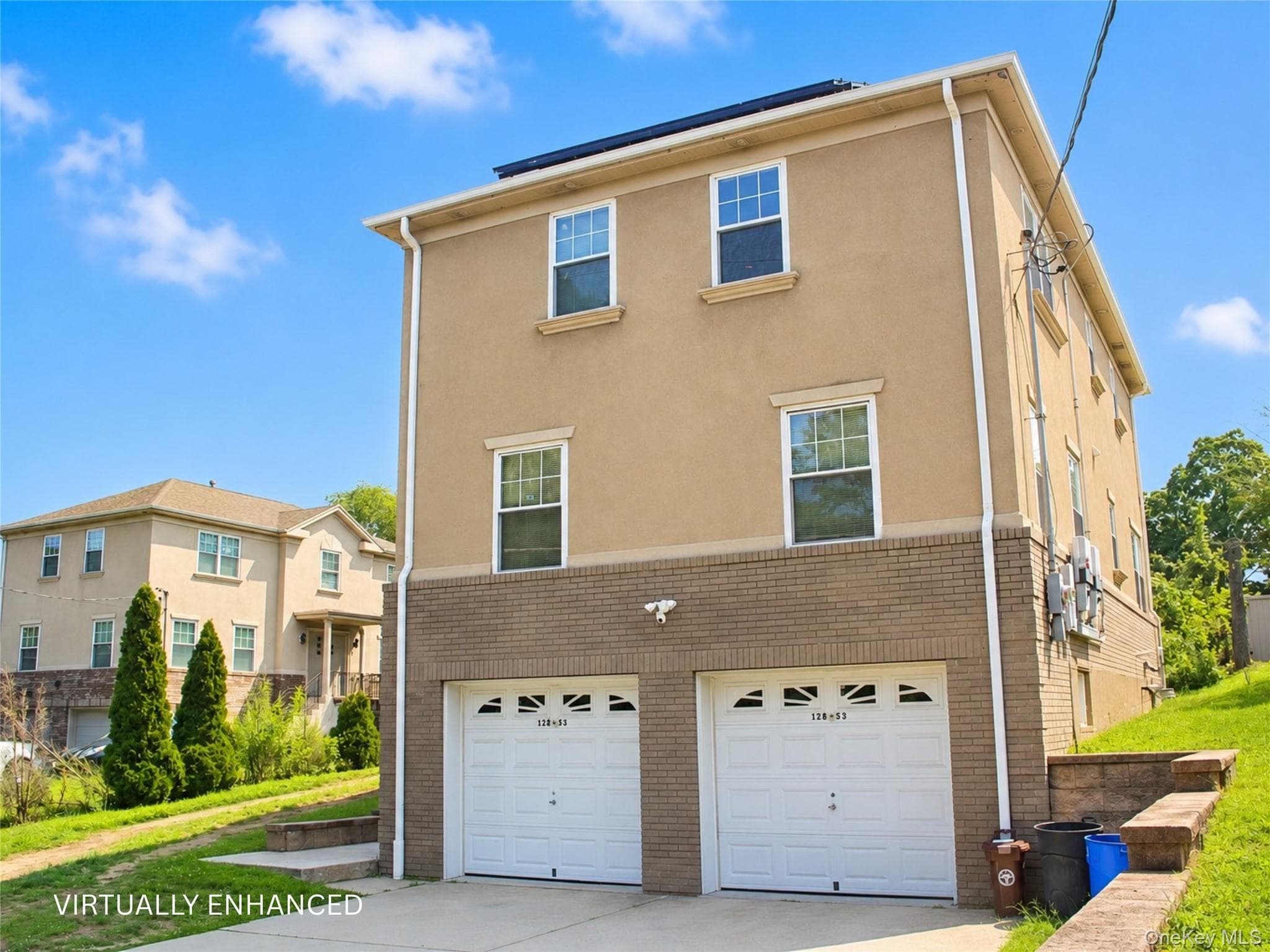 12853 Brookville Boulevard thumbnail 3