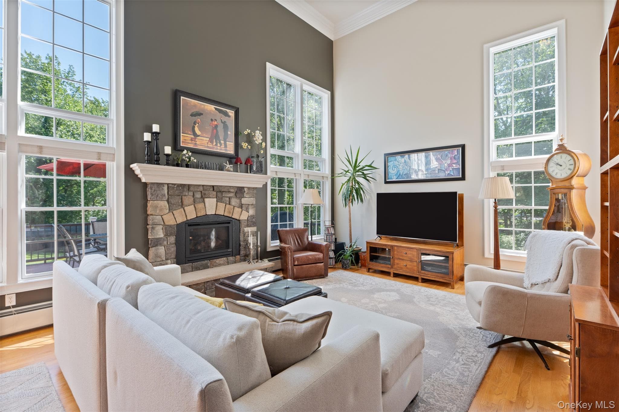 182 Elizabeth Street thumbnail 6