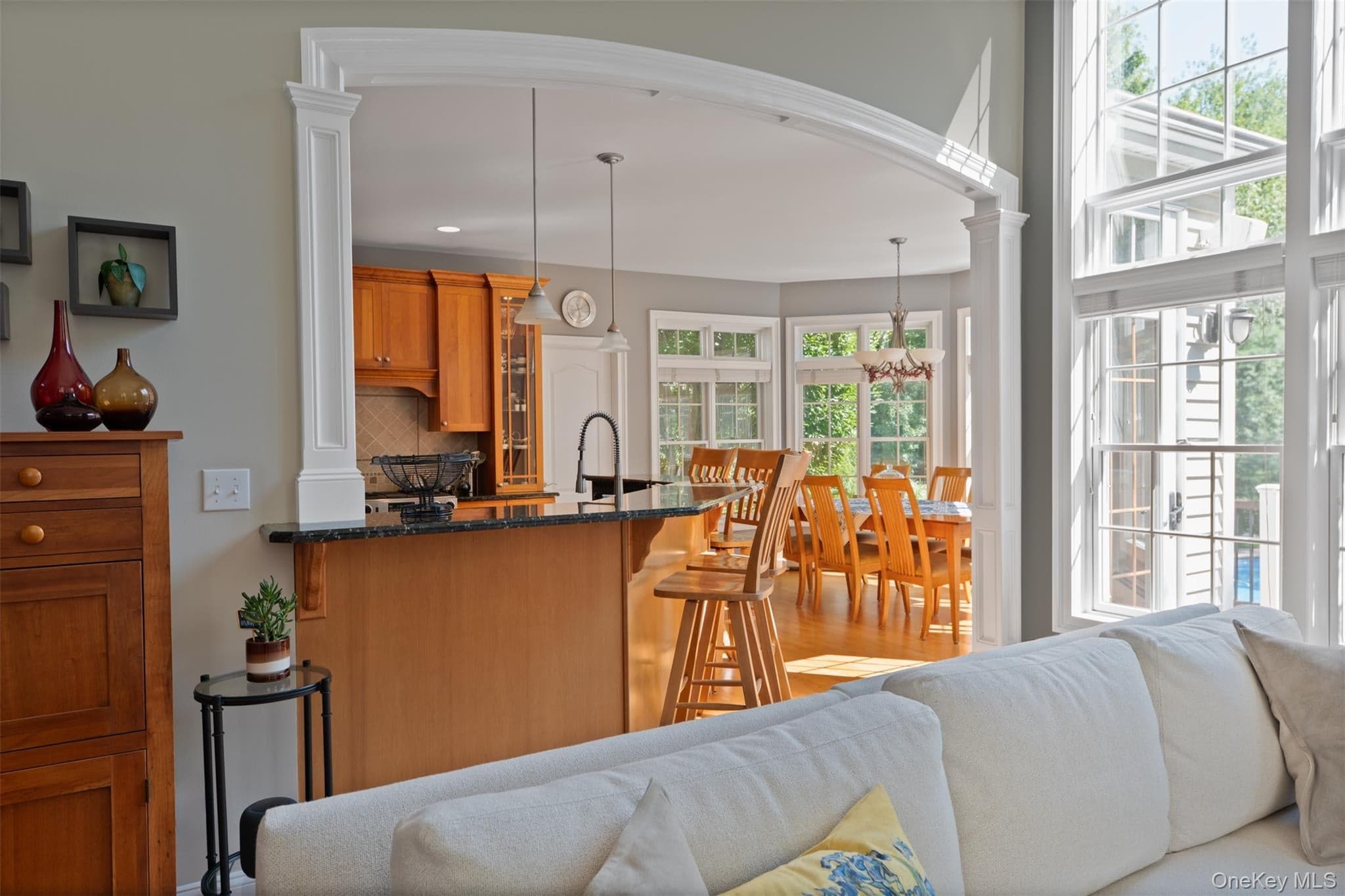 182 Elizabeth Street thumbnail 10