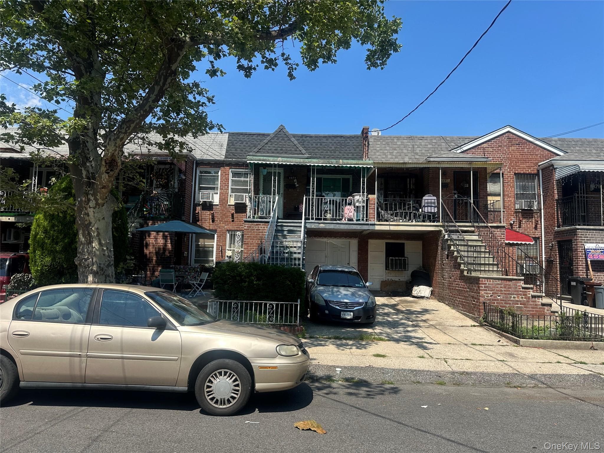 1375 E 101st Street photo 1