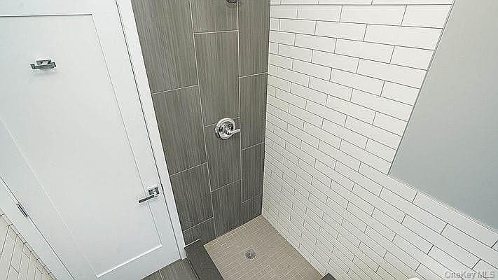 76 Rockaway Avenue thumbnail 42