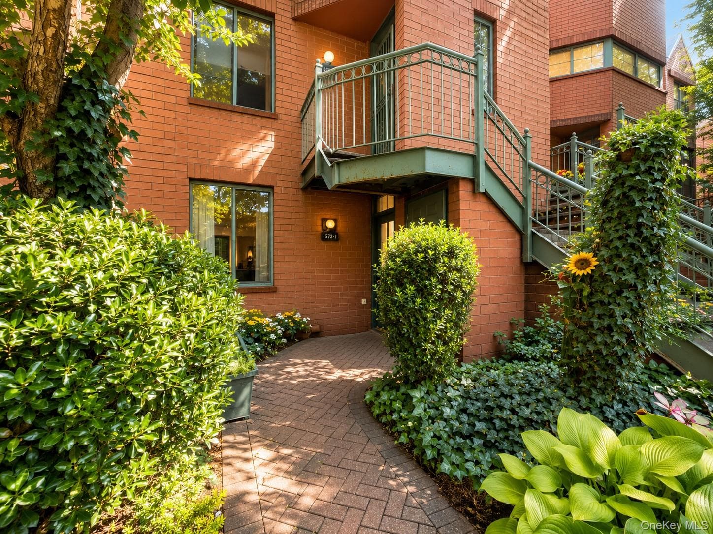 572 Louisiana Avenue Unit: 1, Brooklyn