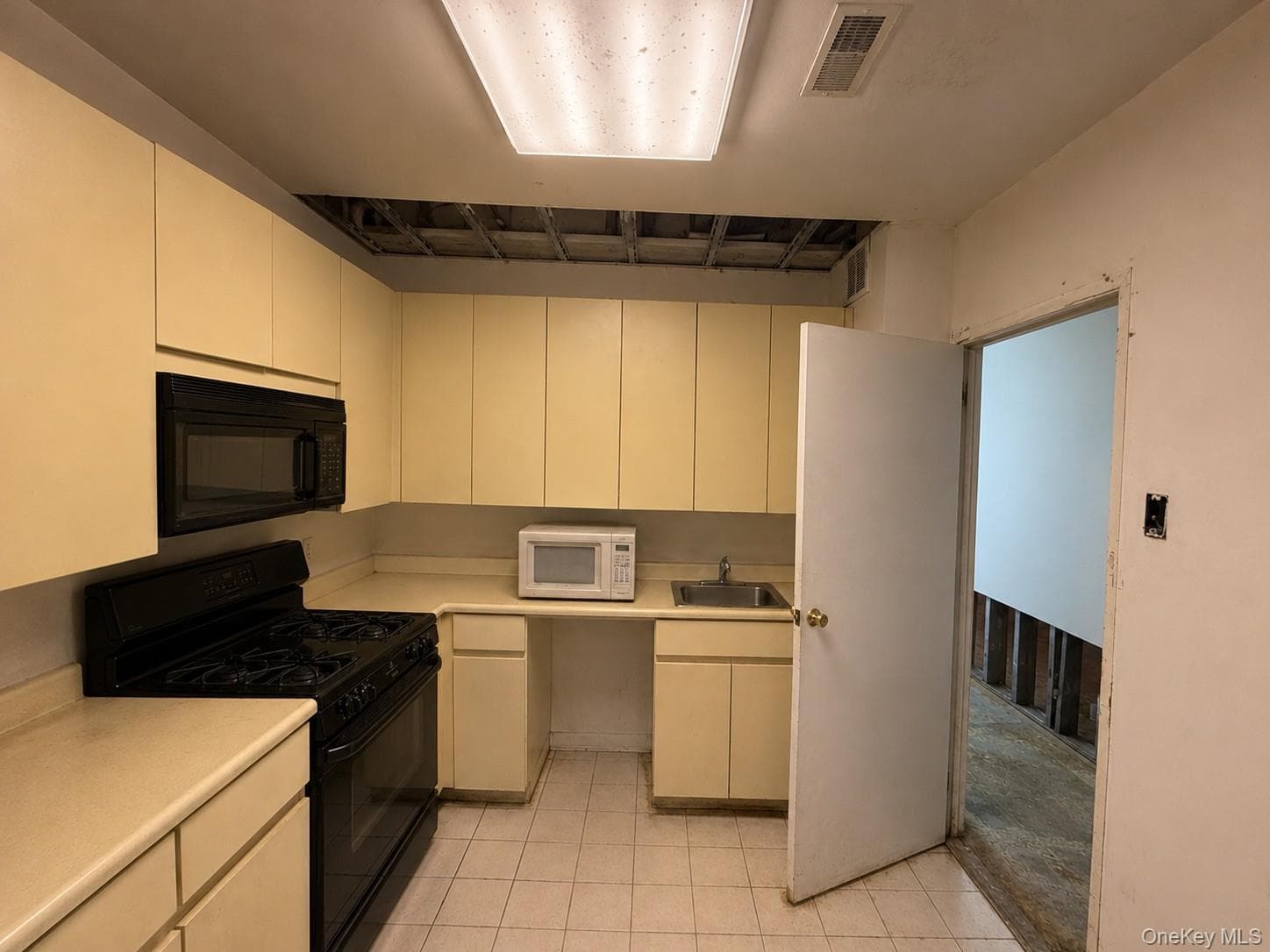 572 Louisiana Avenue Unit: 1 thumbnail 5